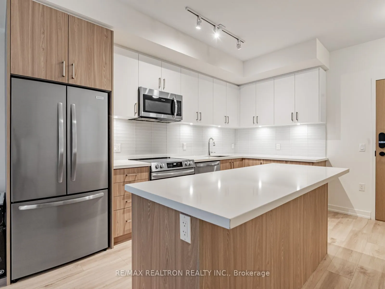 333 Sunseeker Avenue, #136