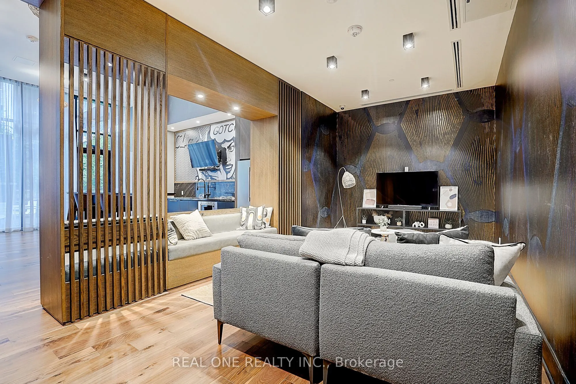 8119 Birchmount Road, #1319A