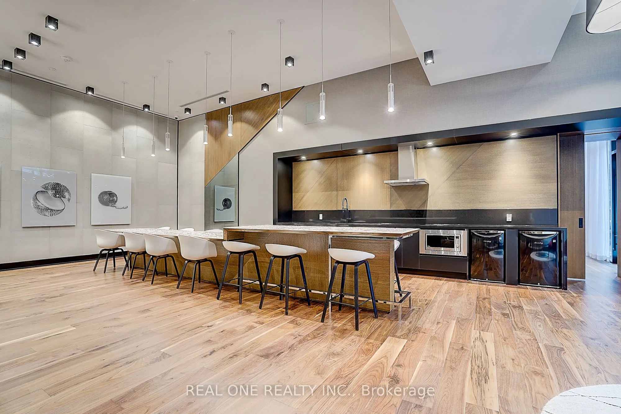 8119 Birchmount Road, #1319A