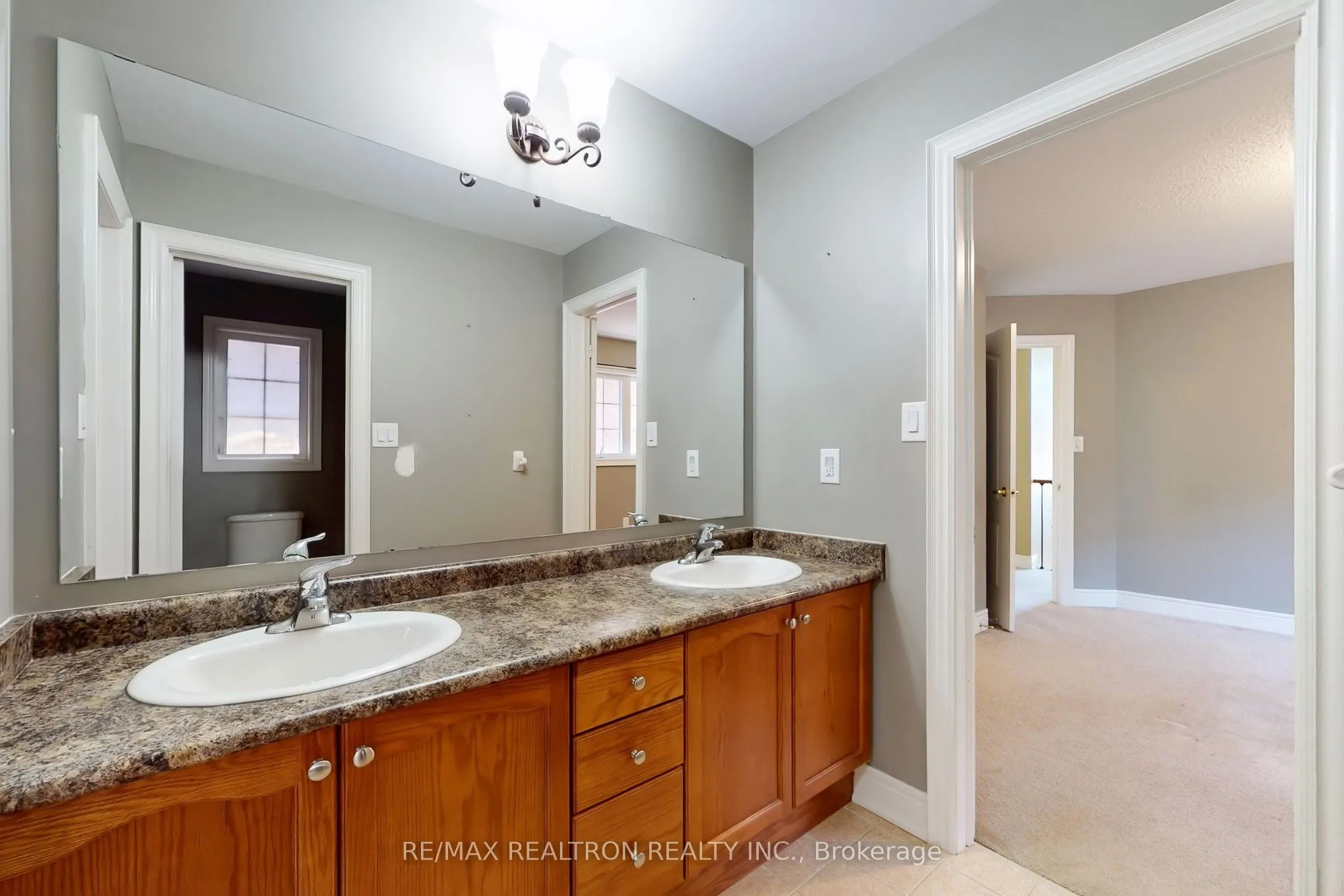 363 Maria Antonia Road