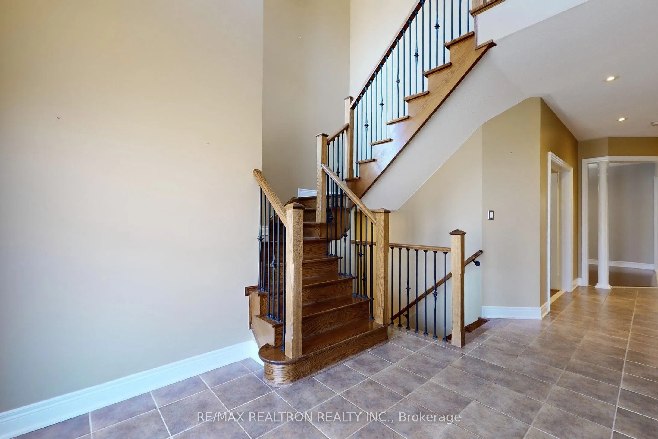 363 Maria Antonia Road