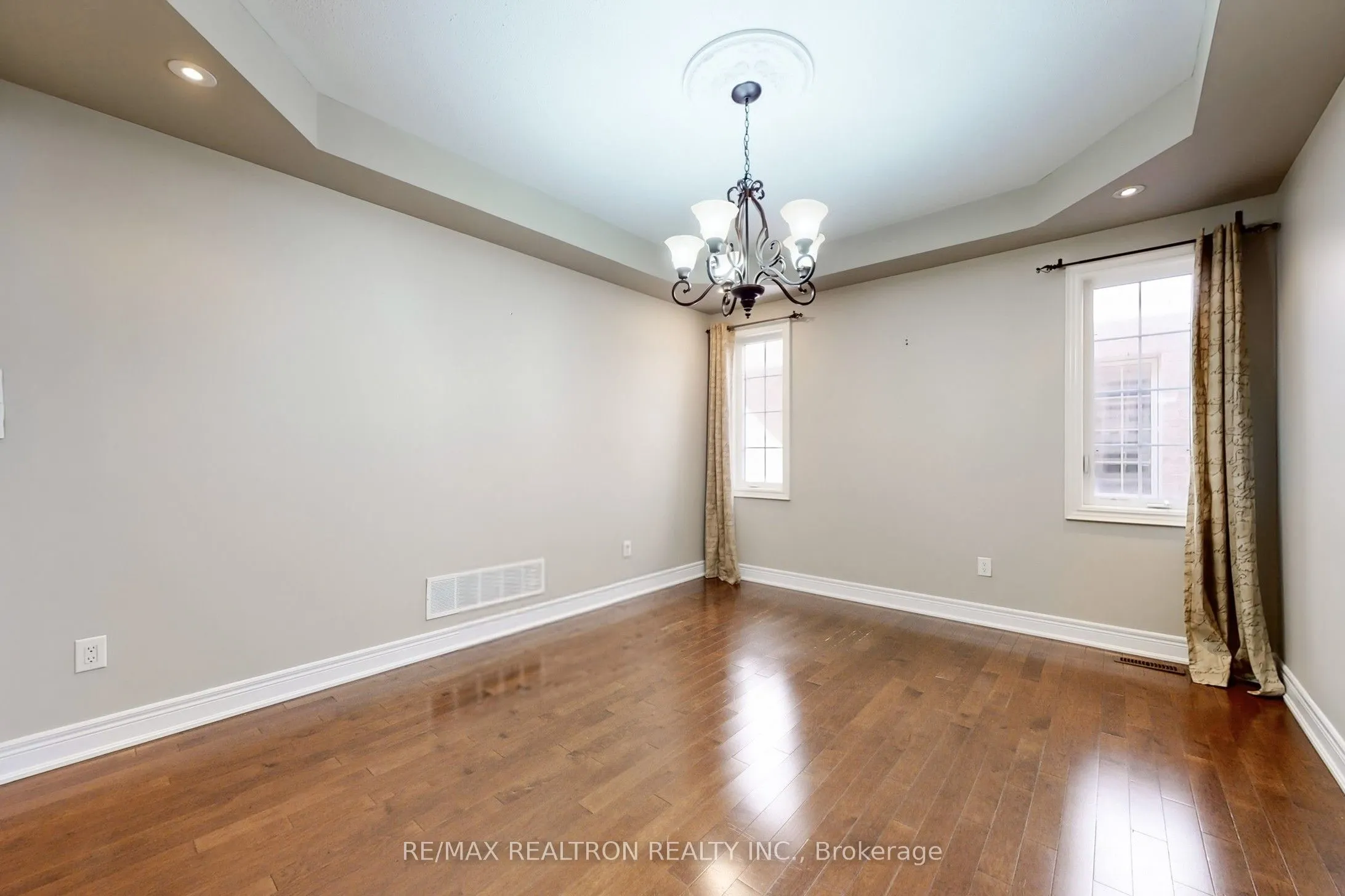 363 Maria Antonia Road