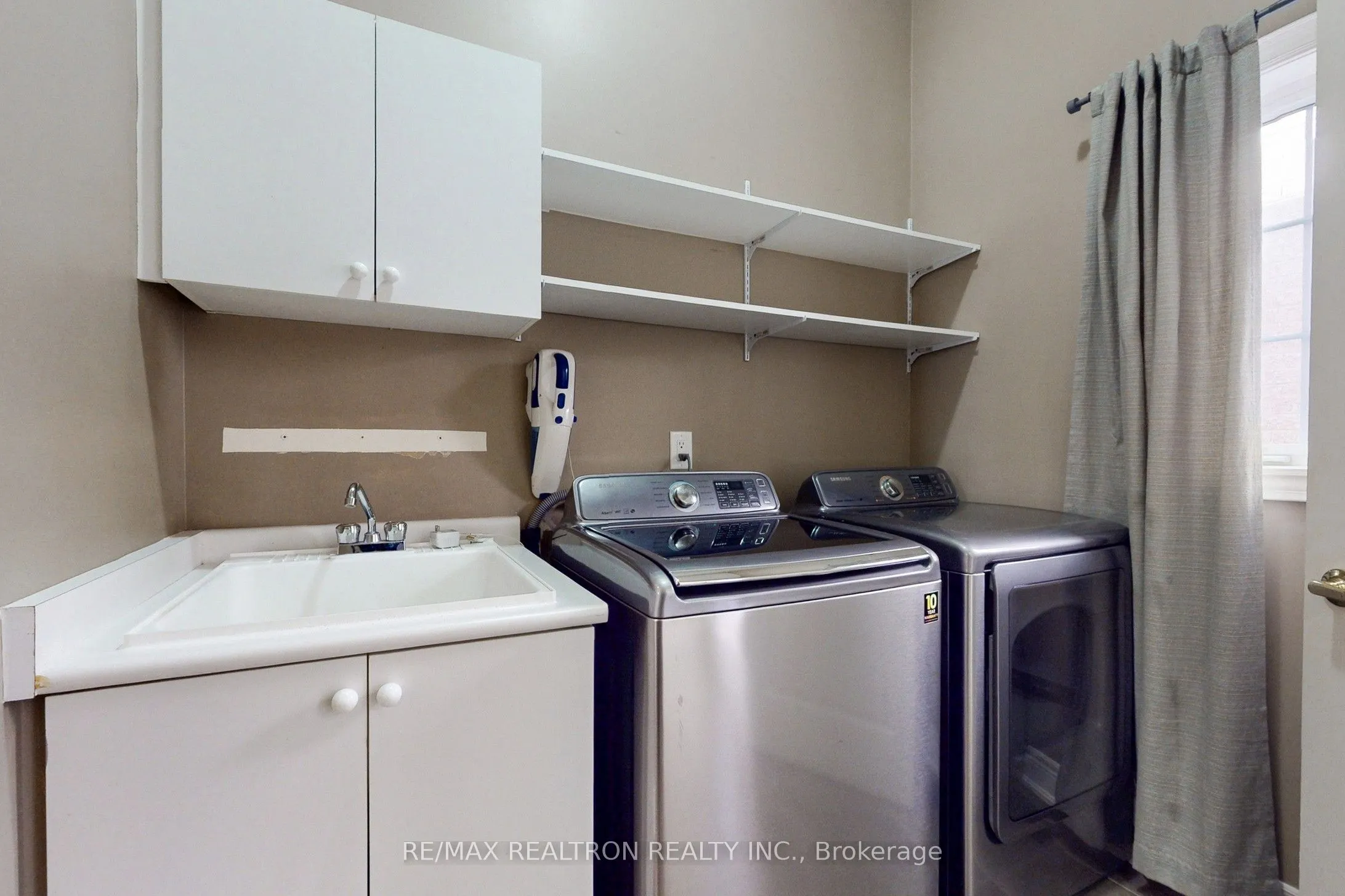 363 Maria Antonia Road