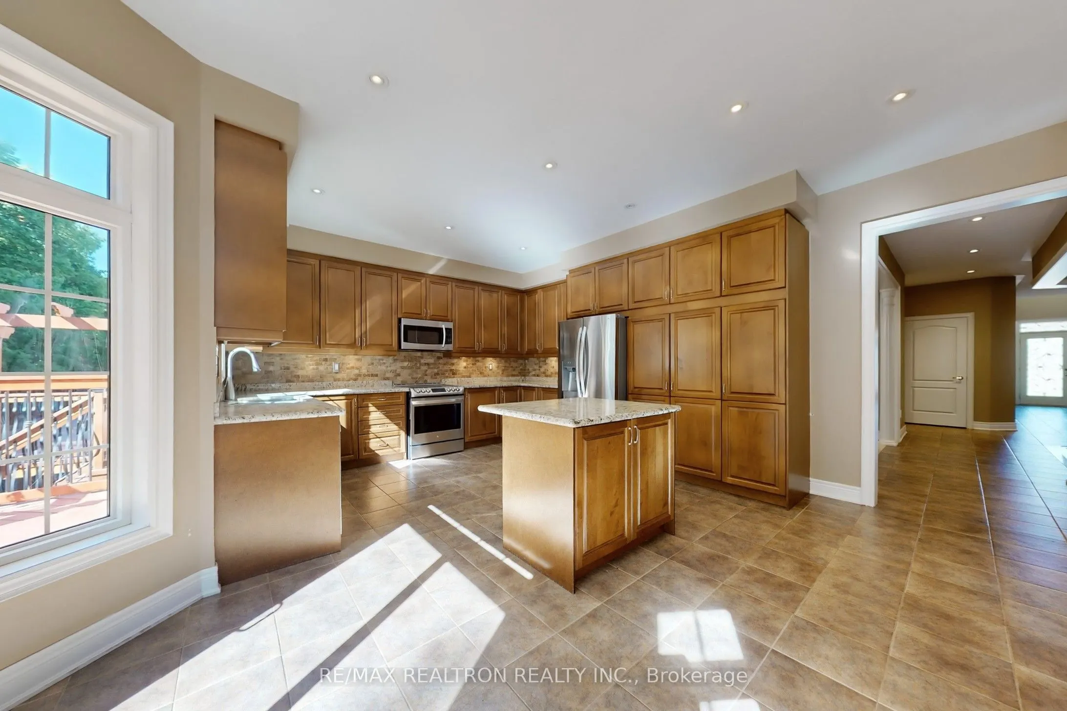 363 Maria Antonia Road