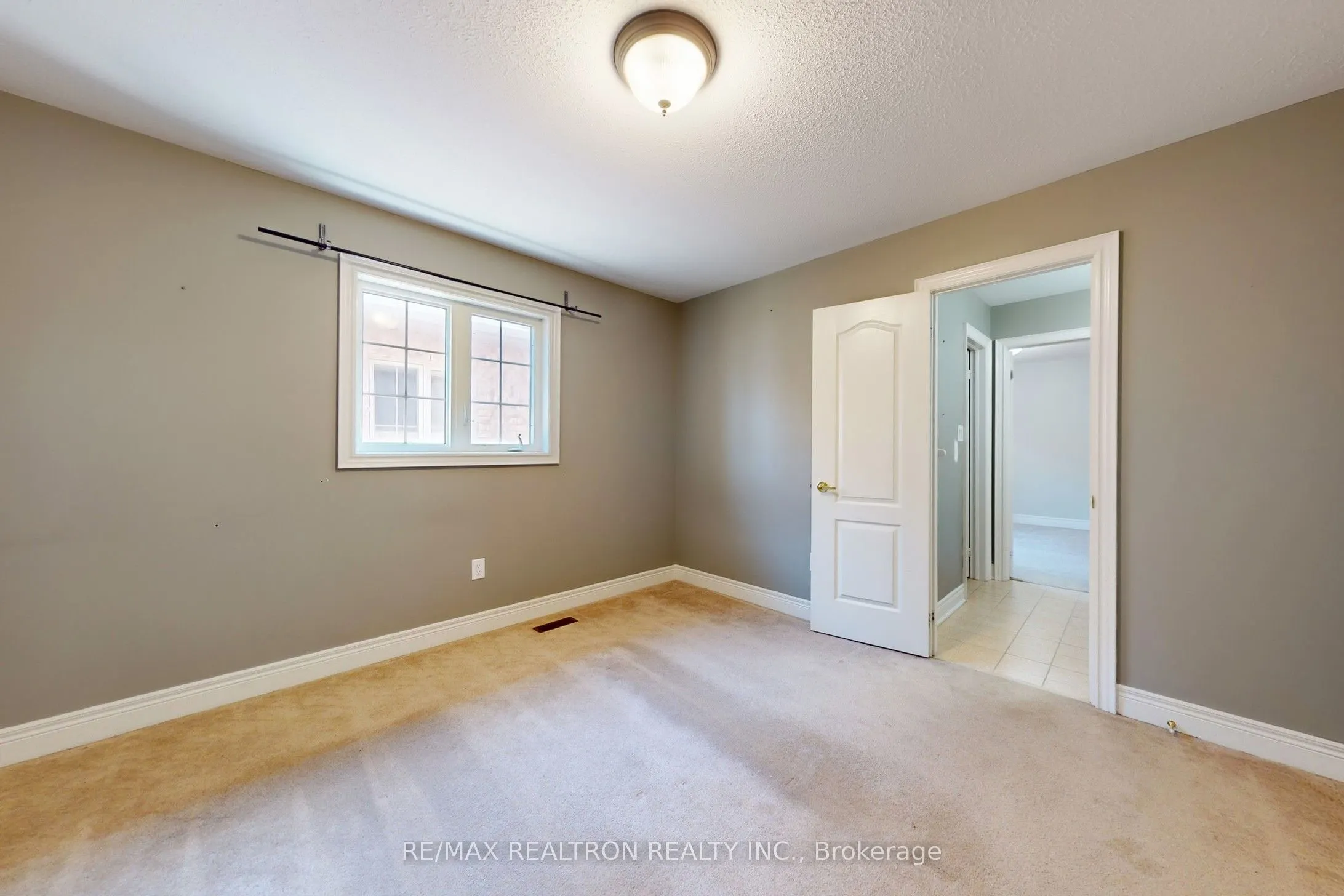 363 Maria Antonia Road