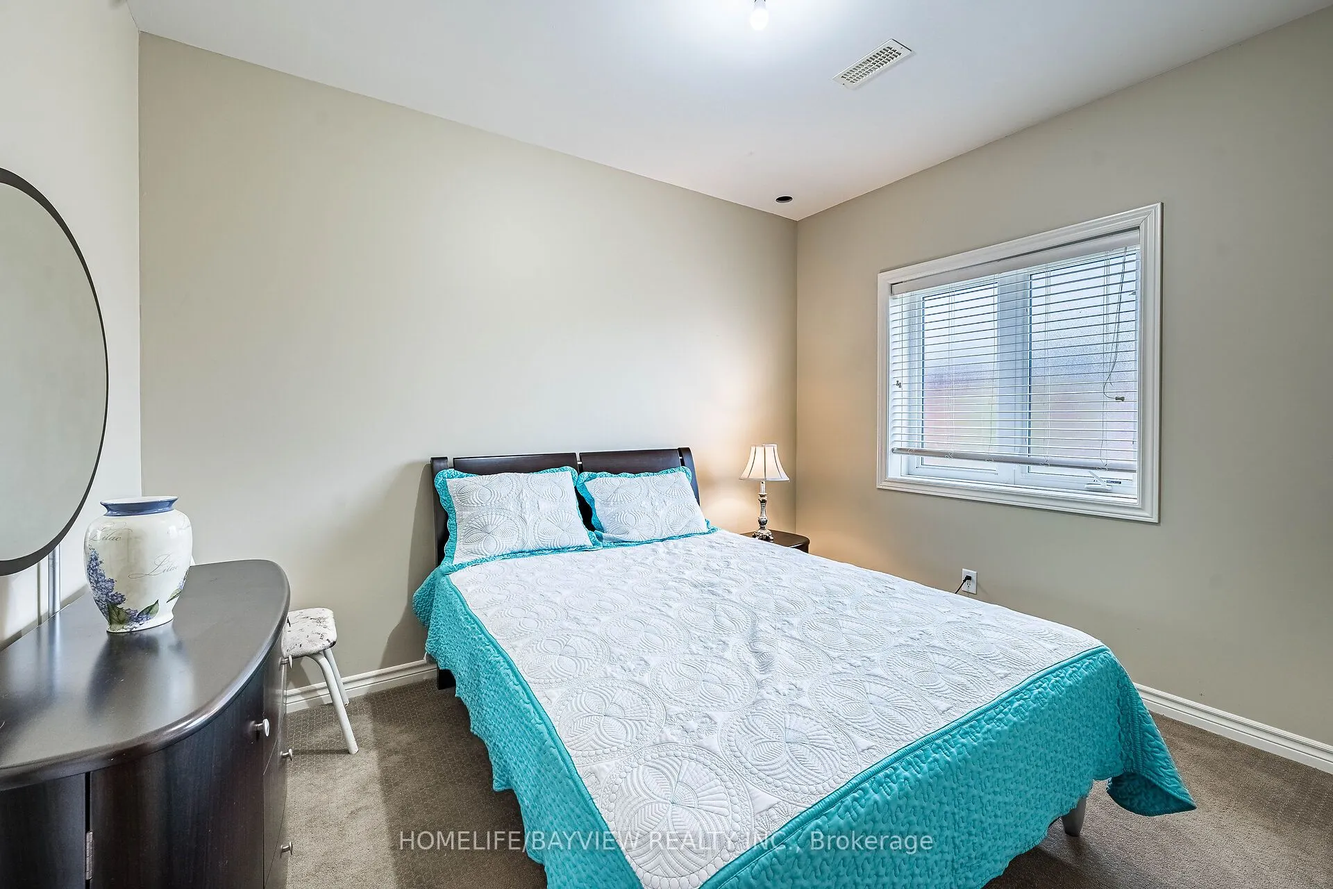 202 John Street W