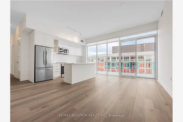 333 Sunseeker Avenue