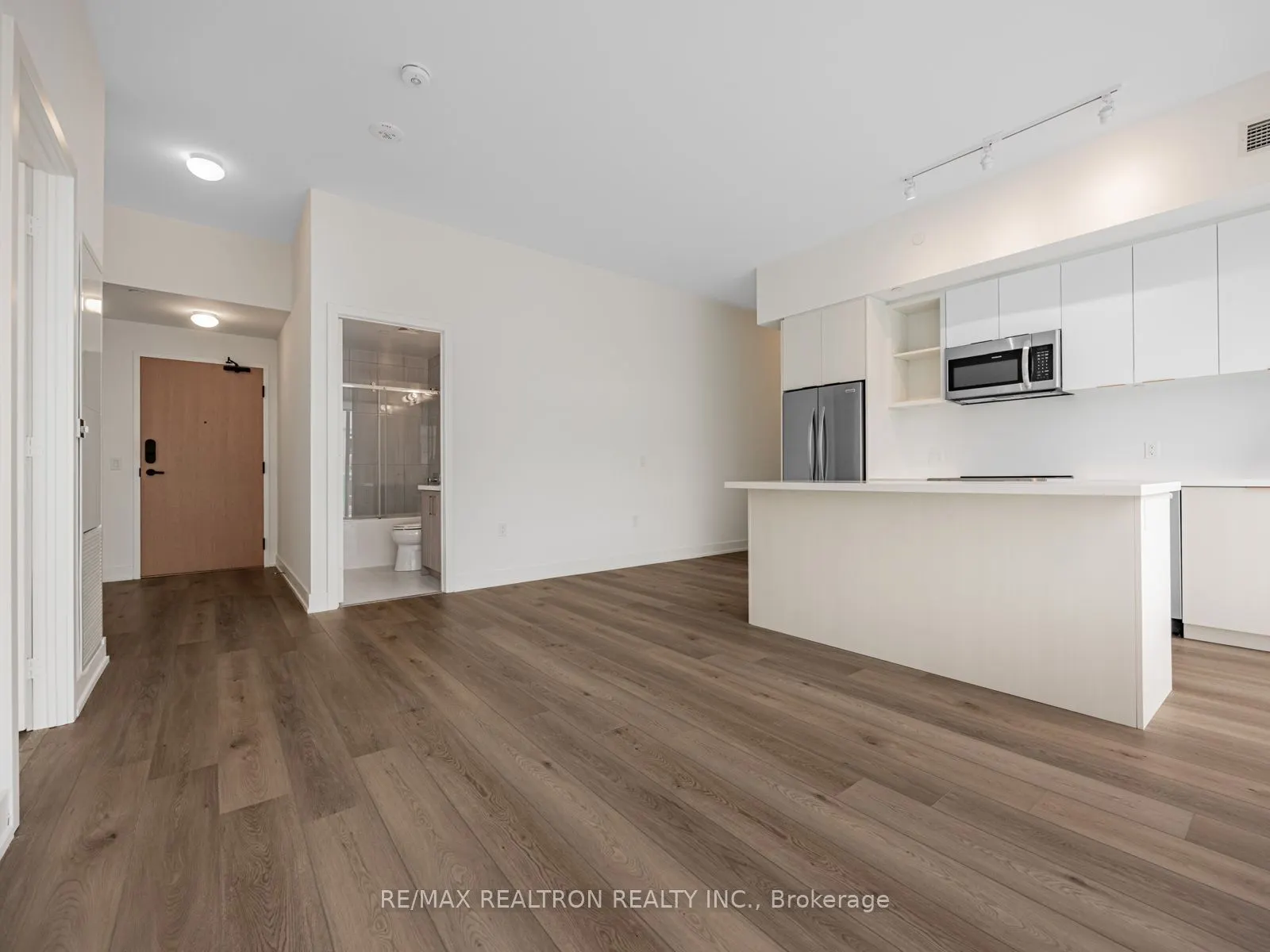 333 Sunseeker Avenue, #627