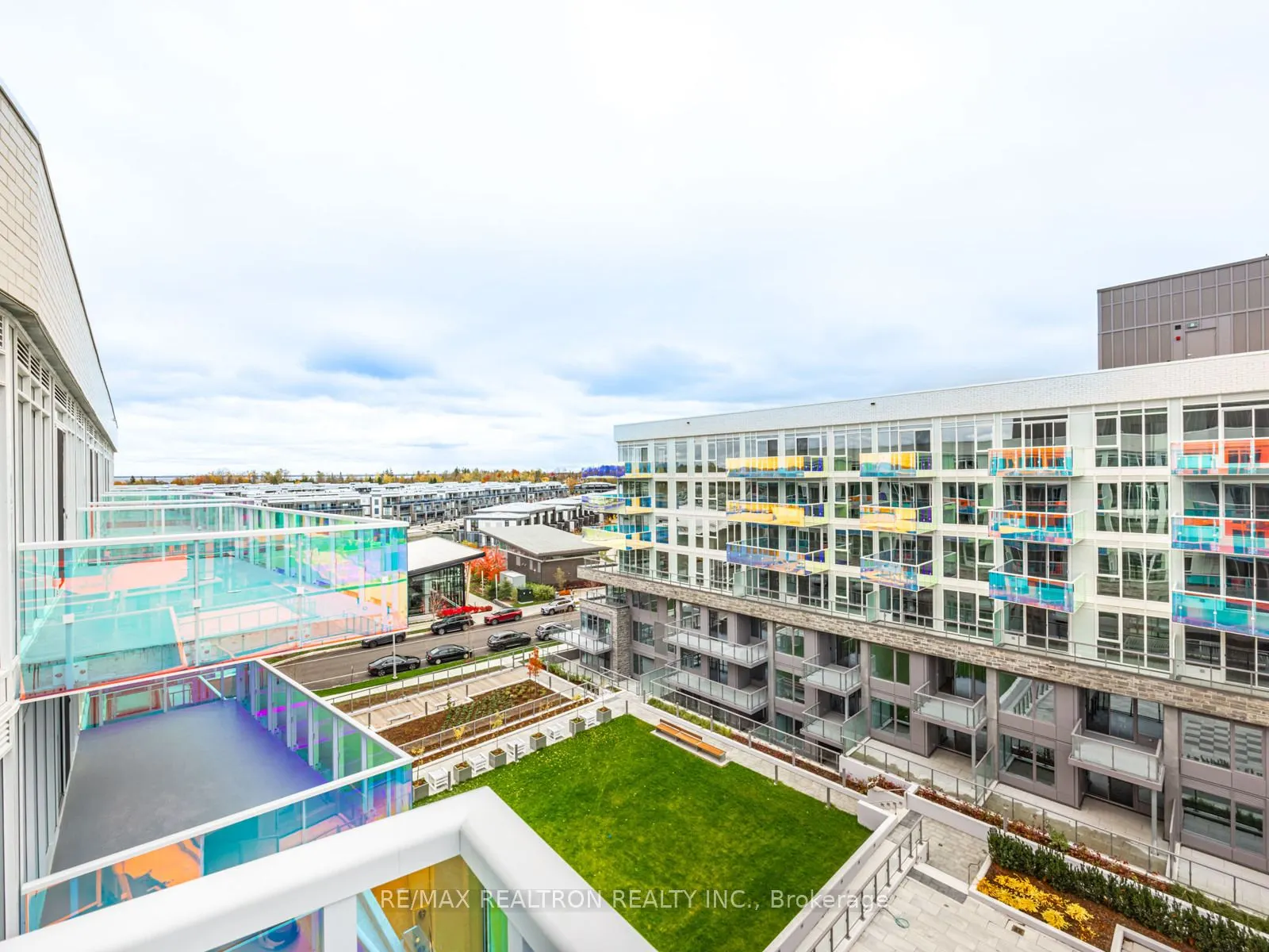 333 Sunseeker Avenue, #627