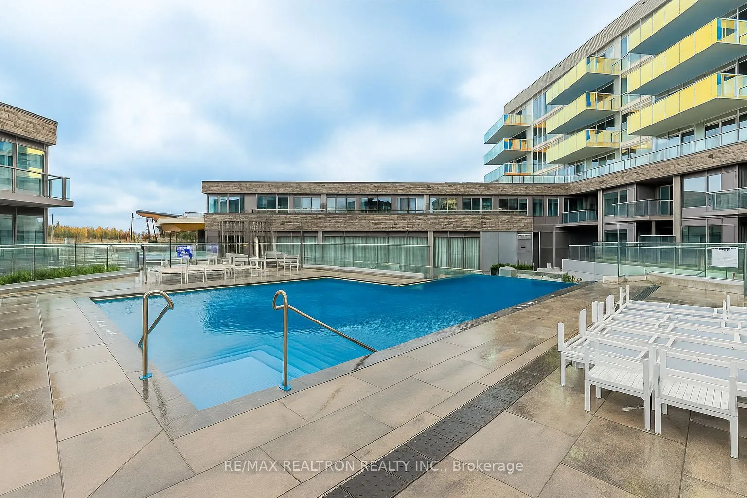 333 Sunseeker Avenue, #627