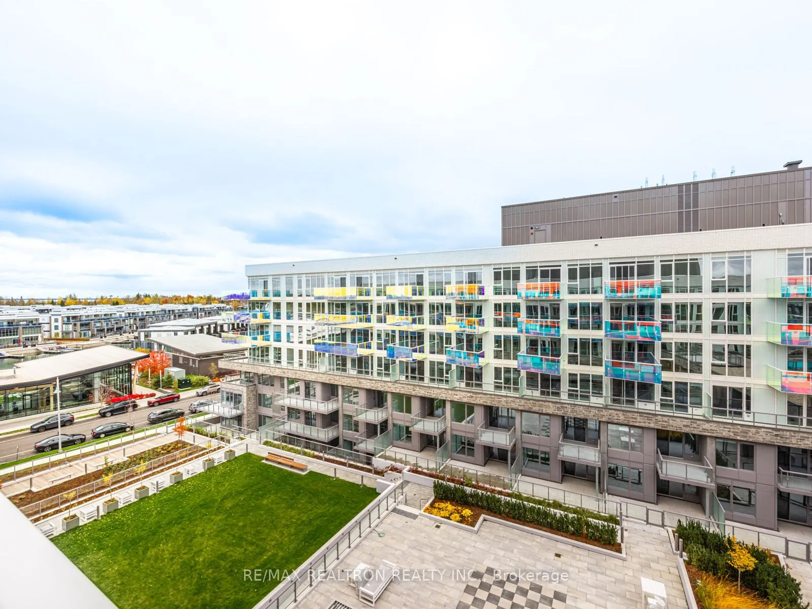 333 Sunseeker Avenue, #627