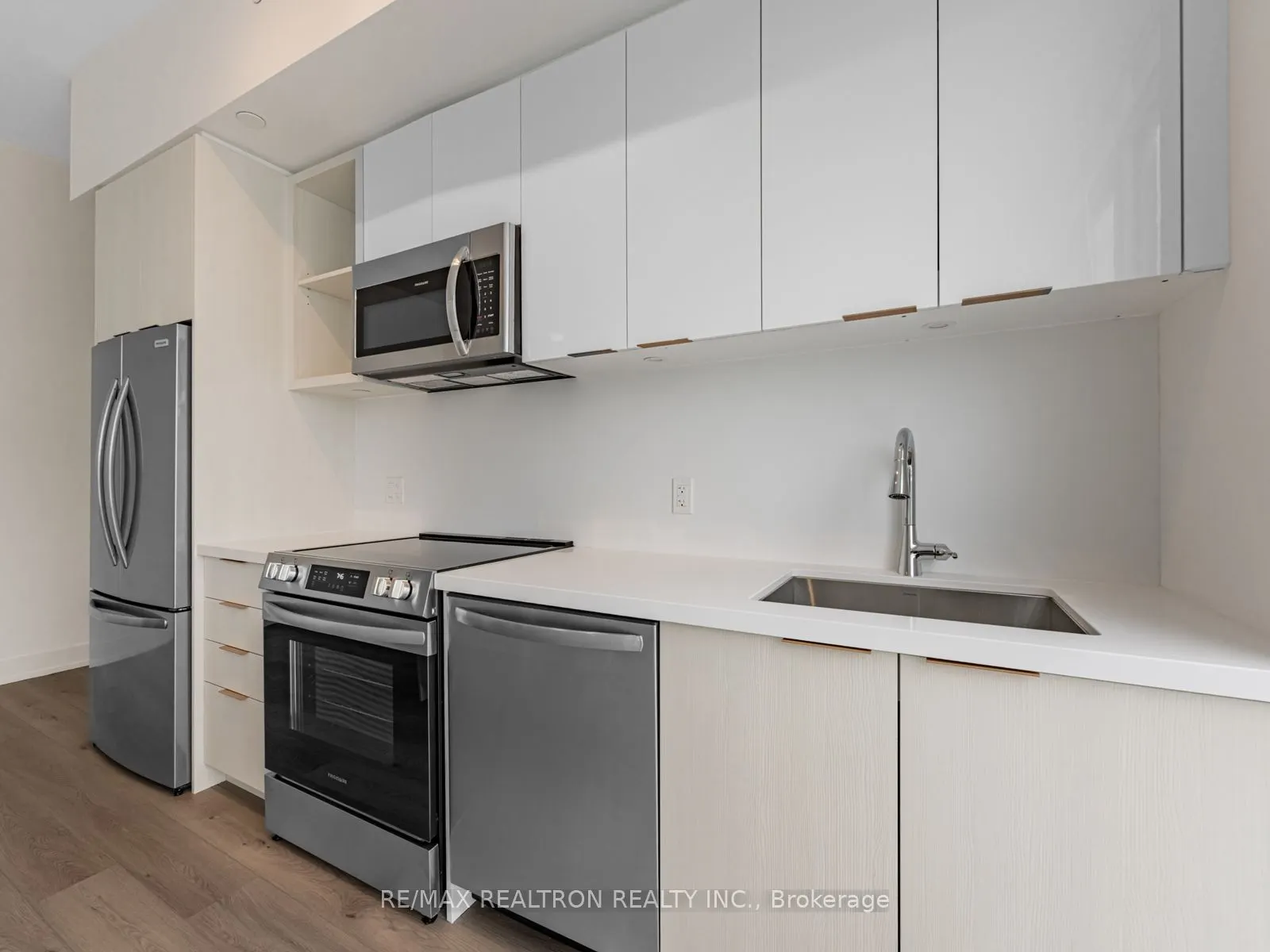 333 Sunseeker Avenue, #627