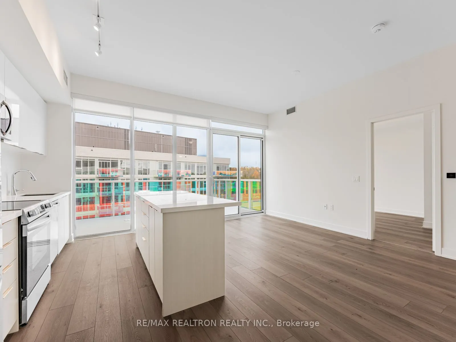 333 Sunseeker Avenue, #627