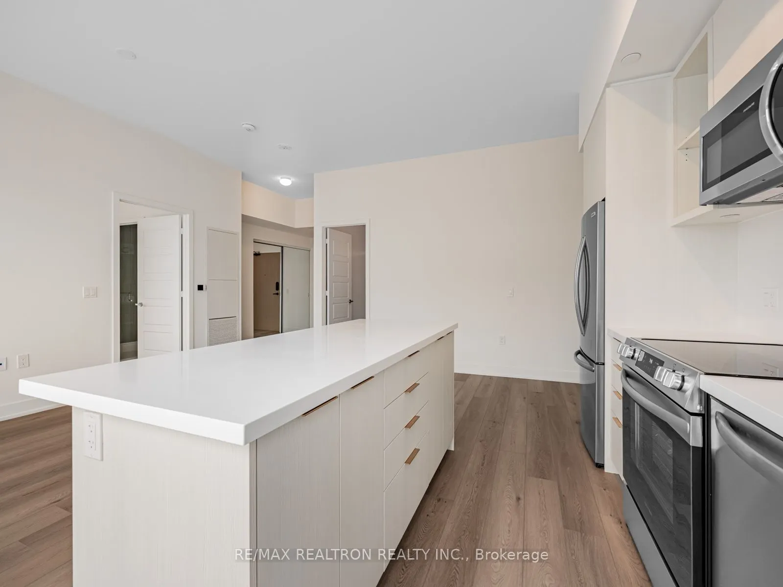 333 Sunseeker Avenue, #627