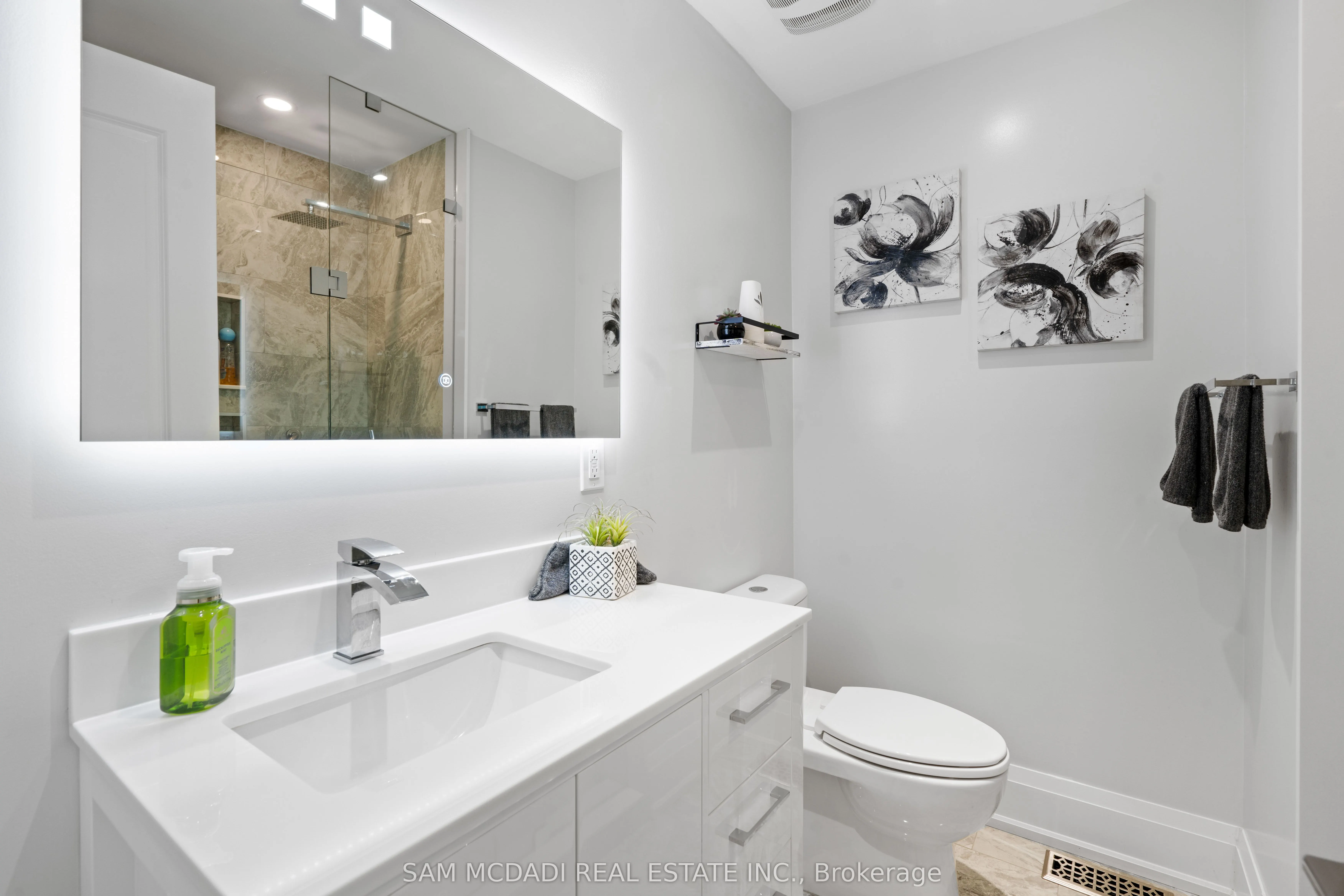 2993 Innisfil Beach Road