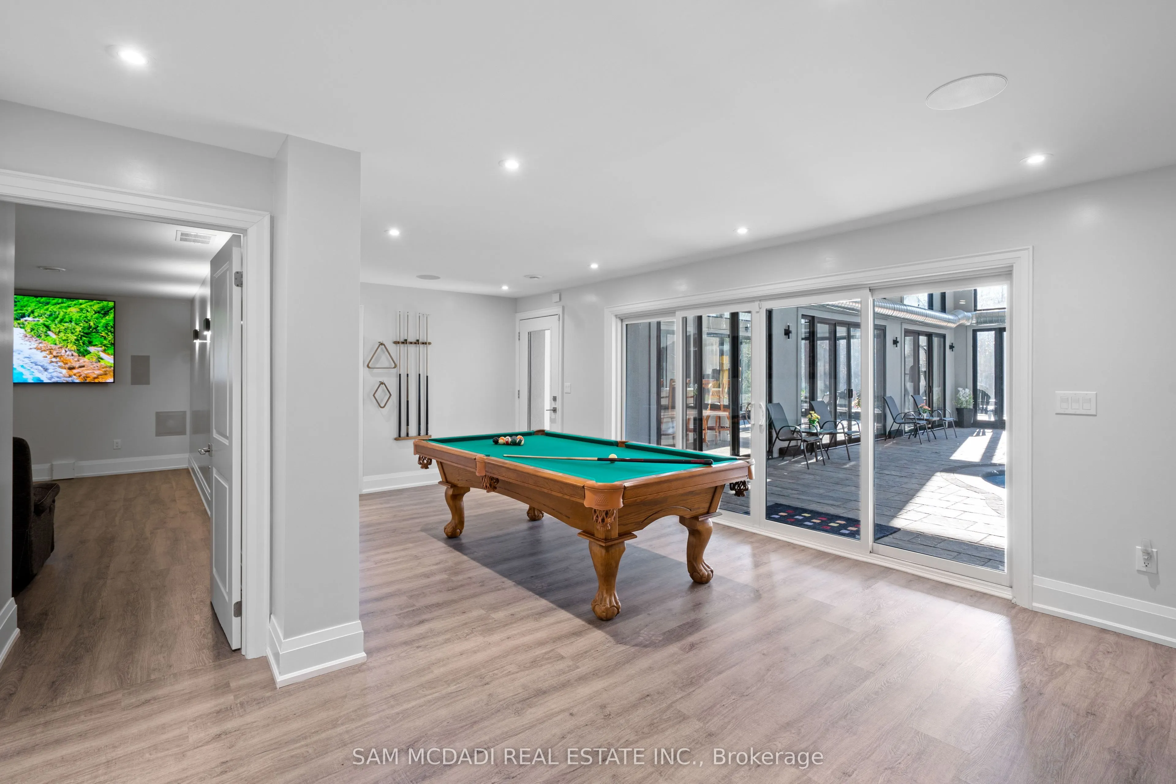 2993 Innisfil Beach Road