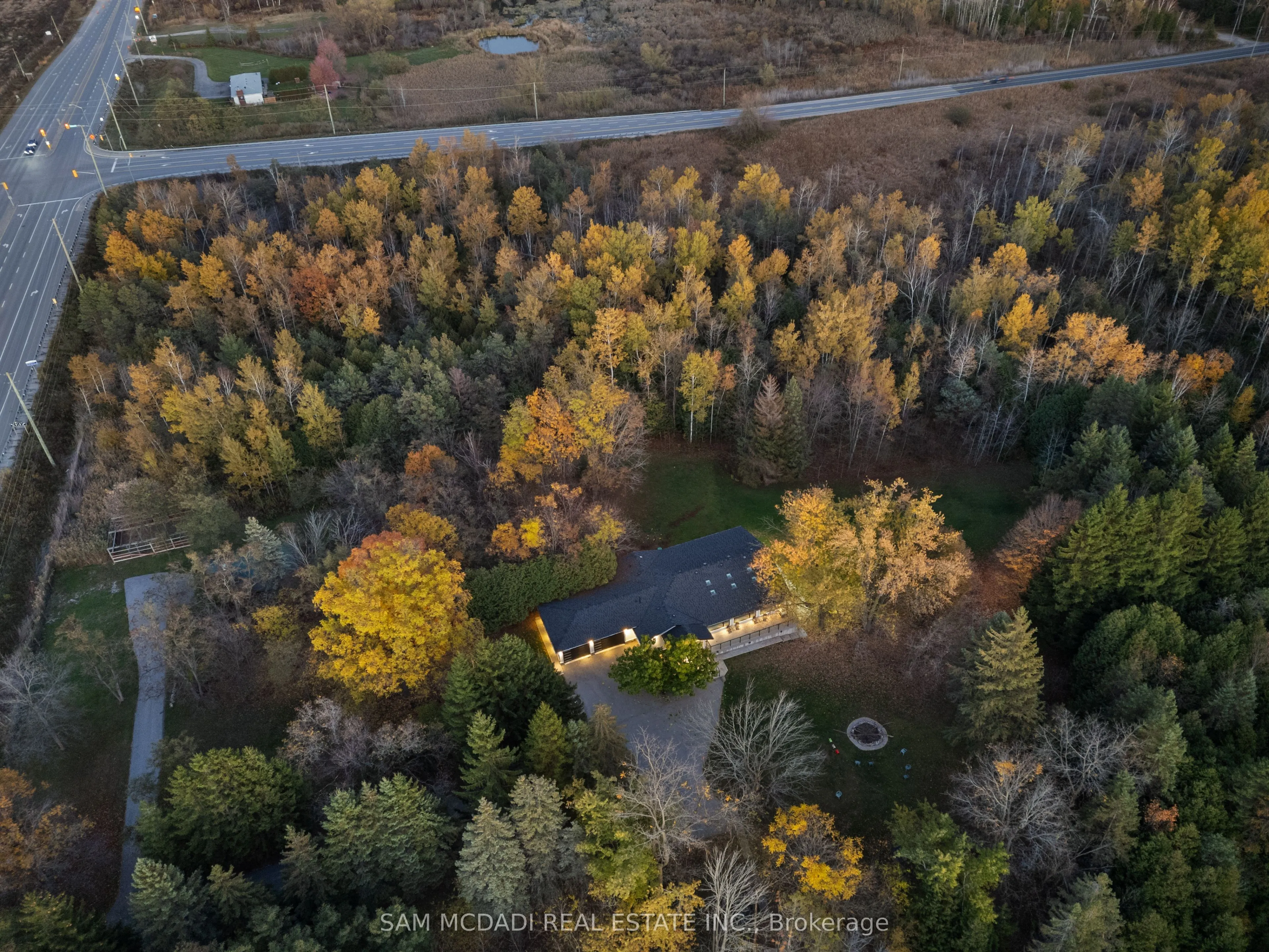 2993 Innisfil Beach Road