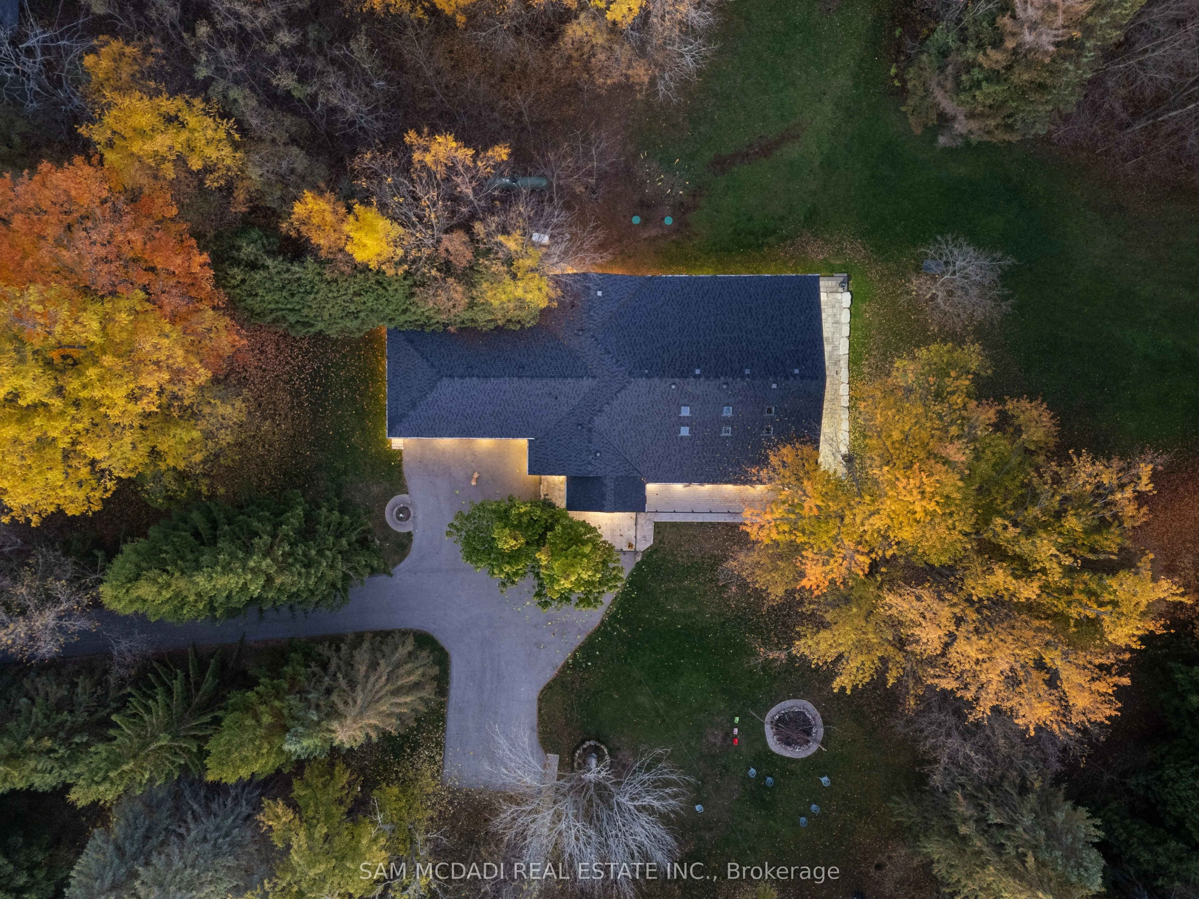 2993 Innisfil Beach Road