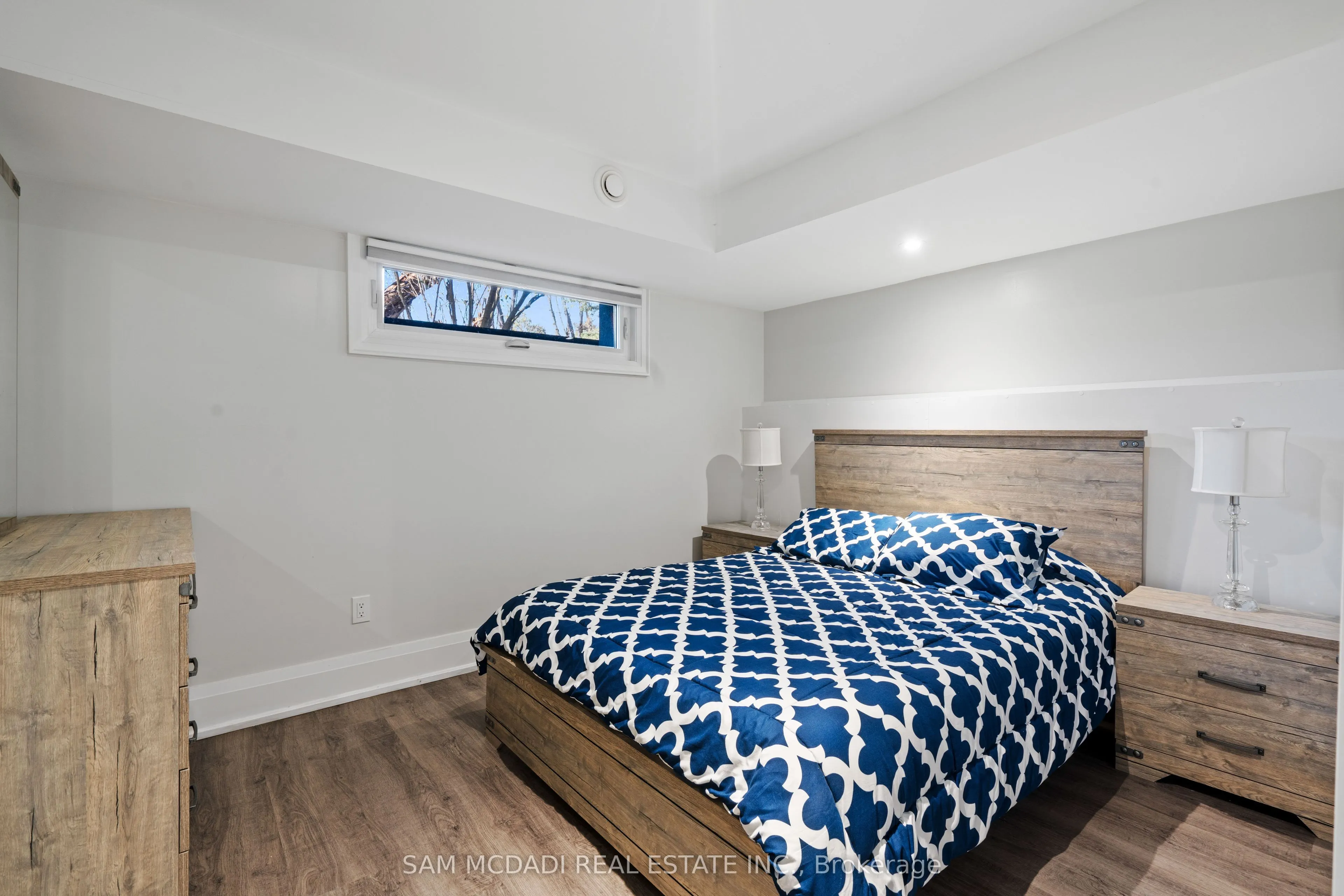 2993 Innisfil Beach Road