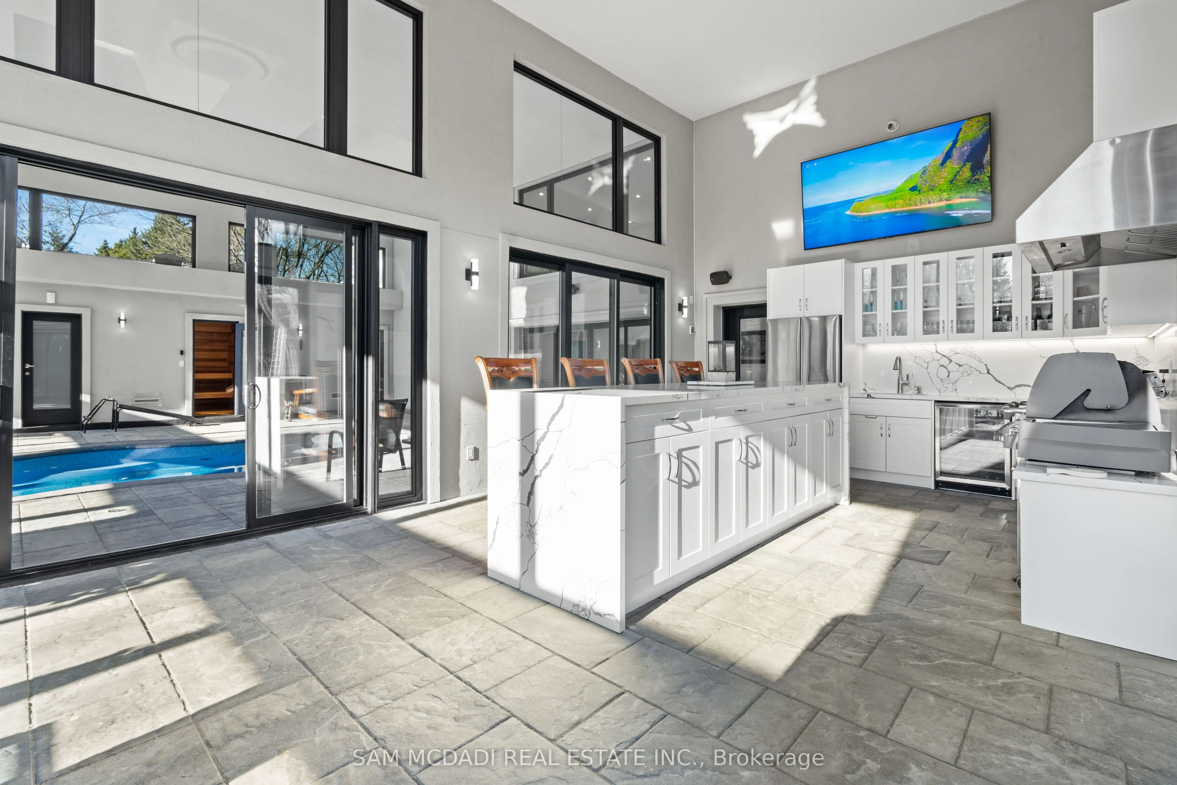 2993 Innisfil Beach Road