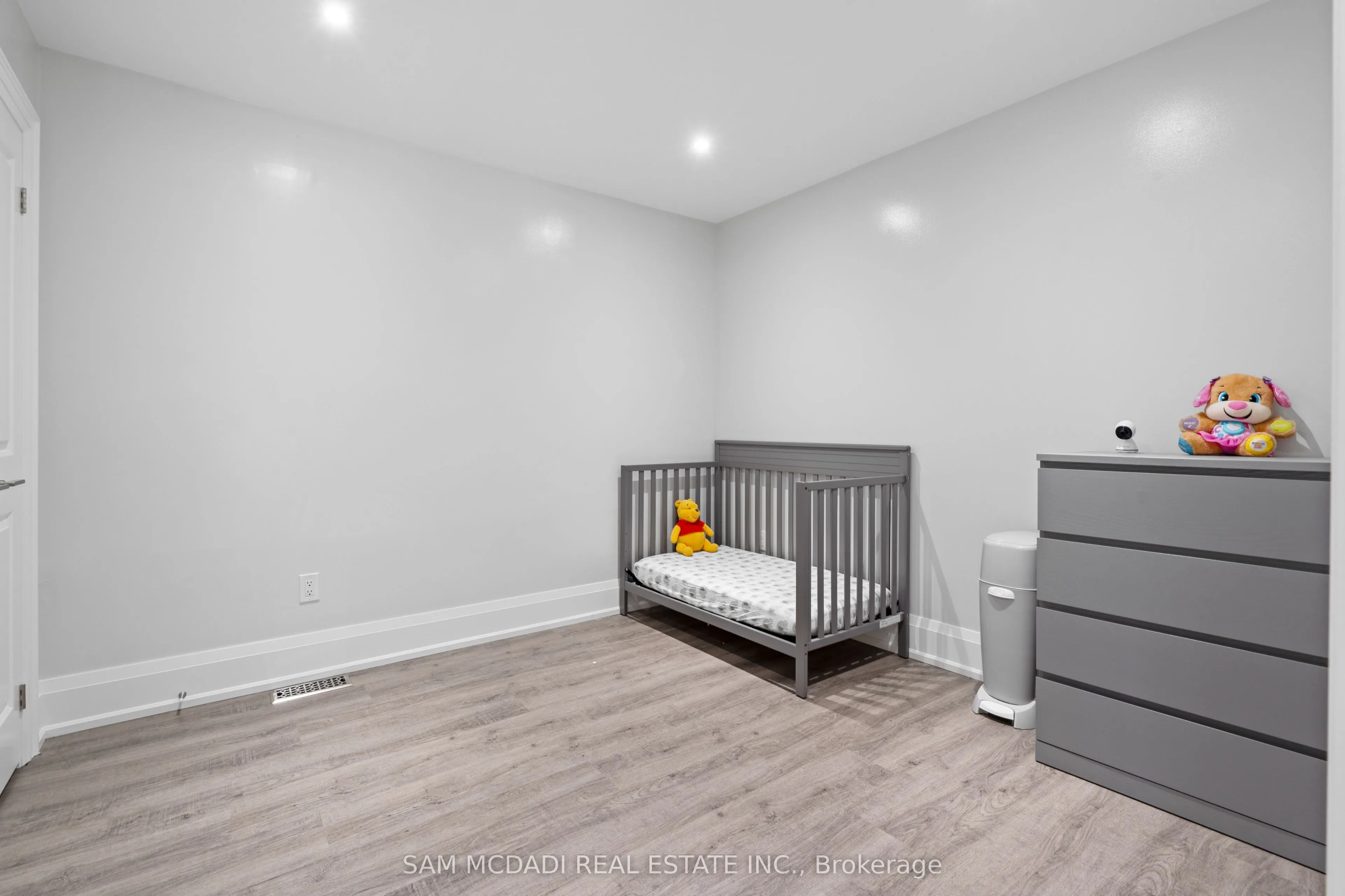 2993 Innisfil Beach Road