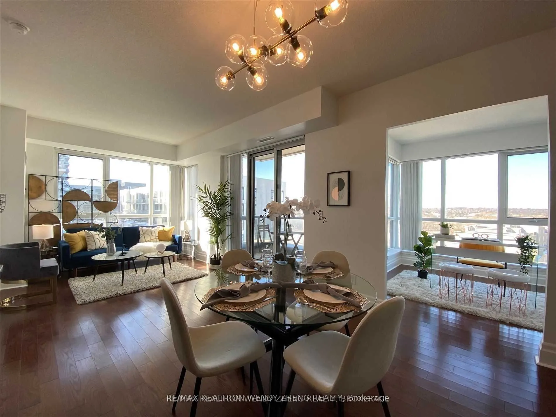 1 Upper Duke Crescent, #609