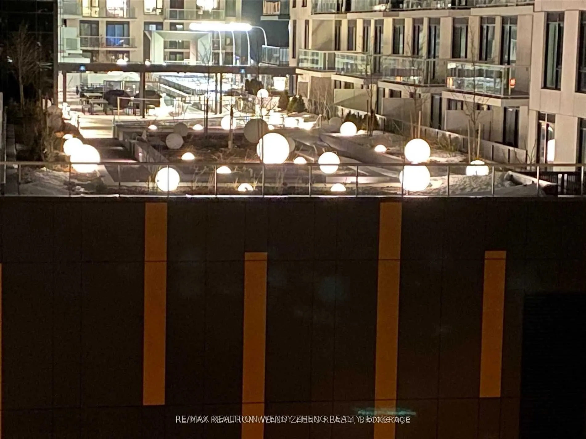 1 Upper Duke Crescent, #609