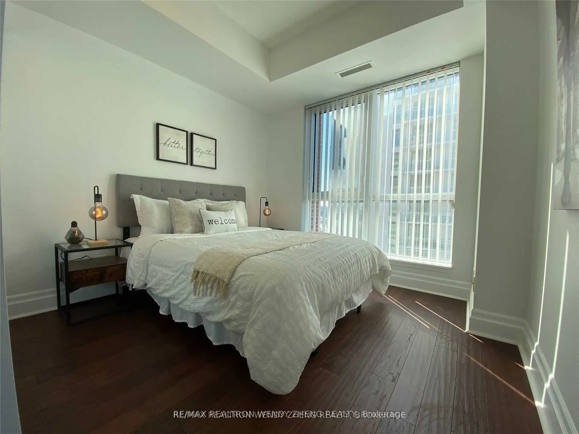 1 Upper Duke Crescent, #609