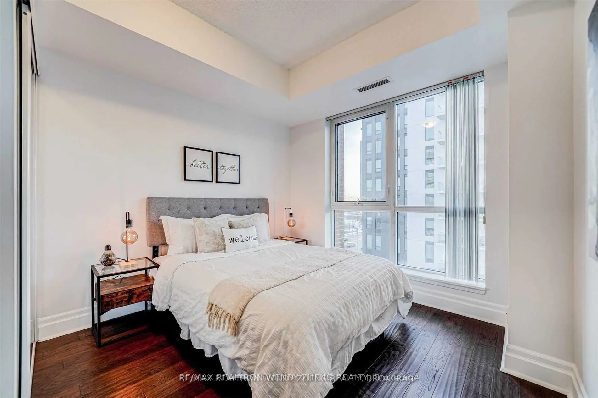 1 Upper Duke Crescent, #609