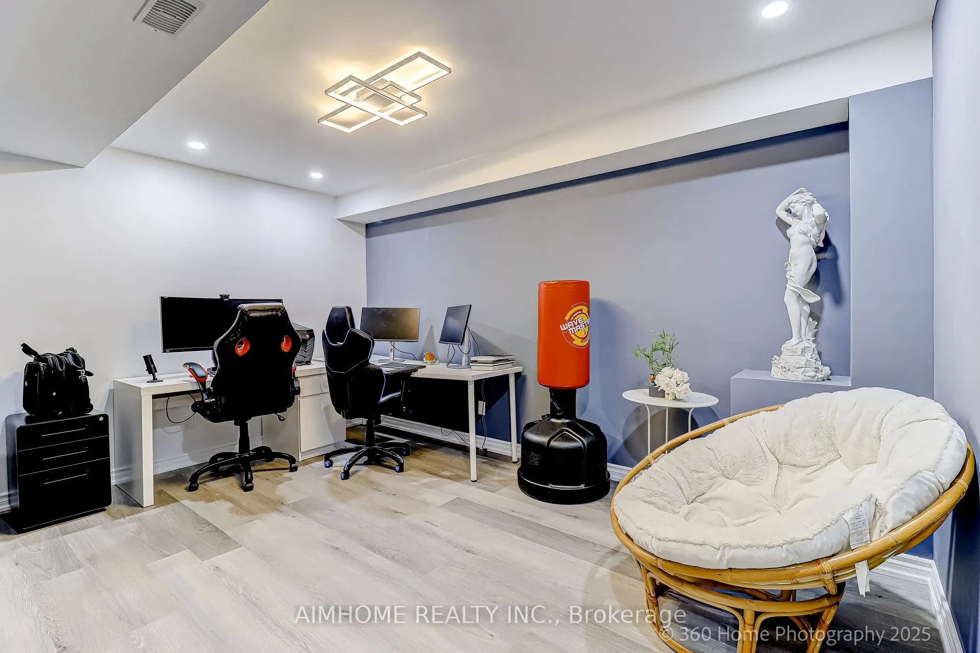 18 Saddlebrook Drive