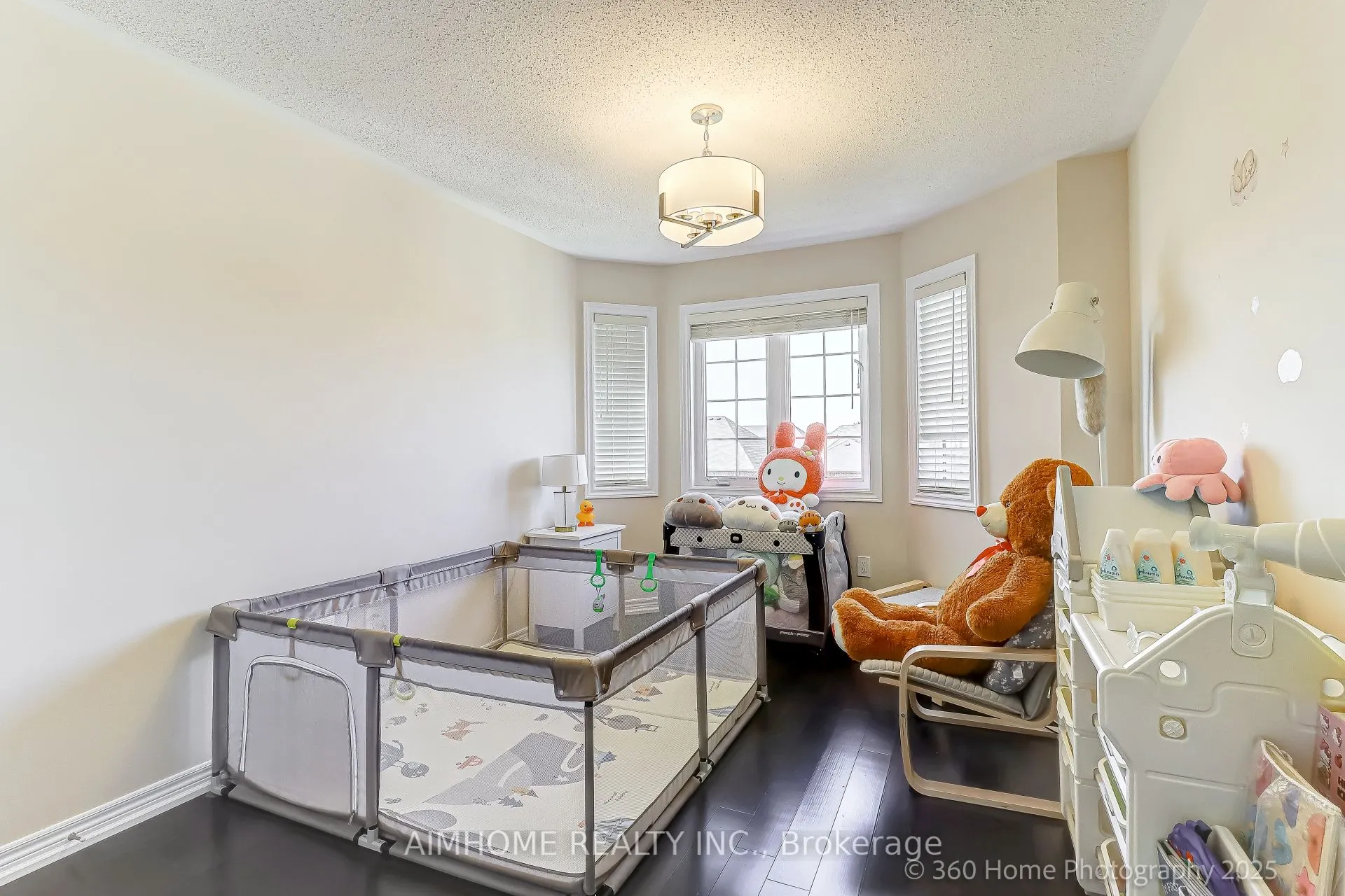 18 Saddlebrook Drive