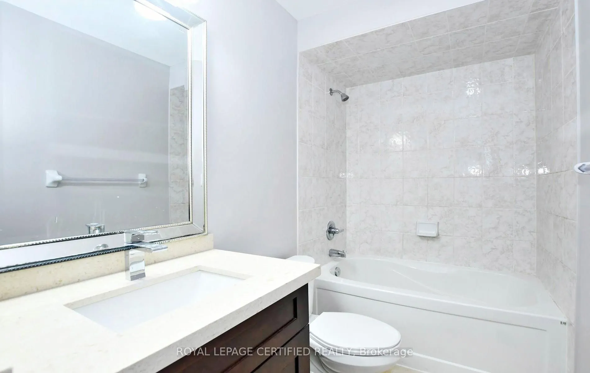 72 Black Maple Crescent, #Main & 2nd Floor