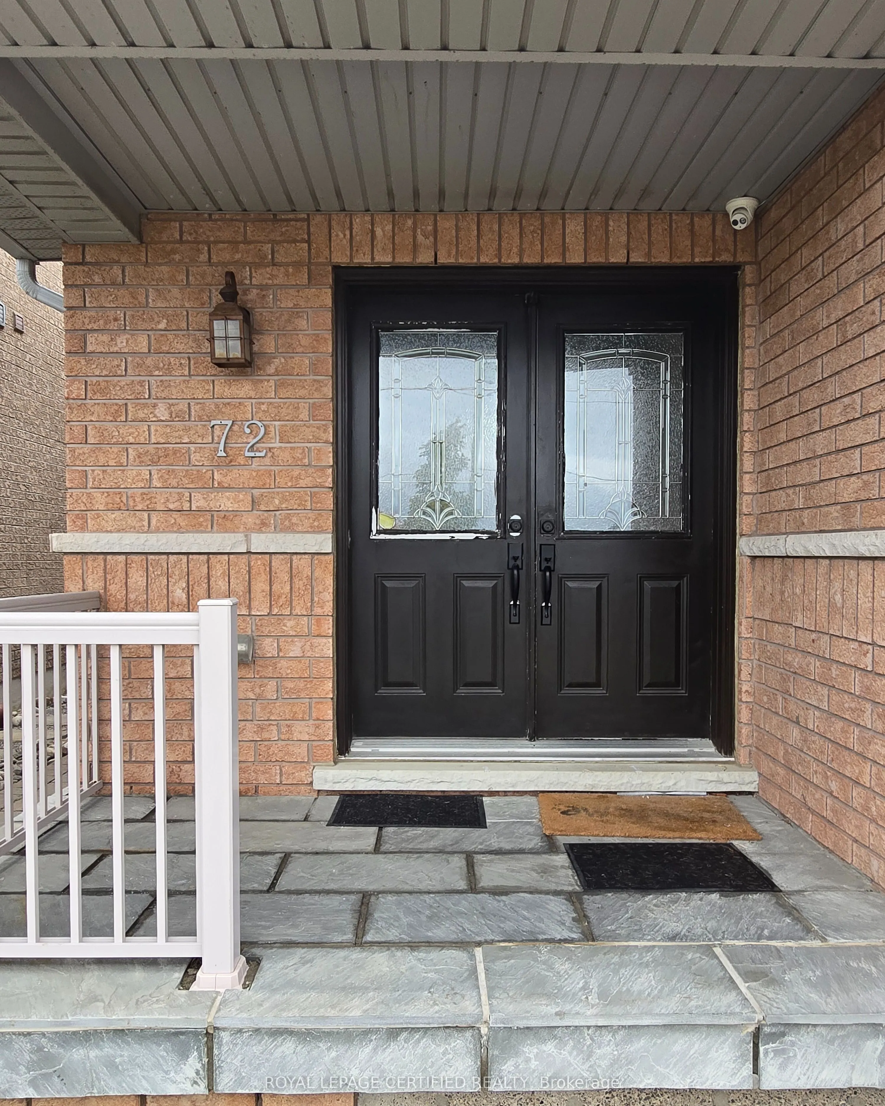 72 Black Maple Crescent, #Main & 2nd Floor