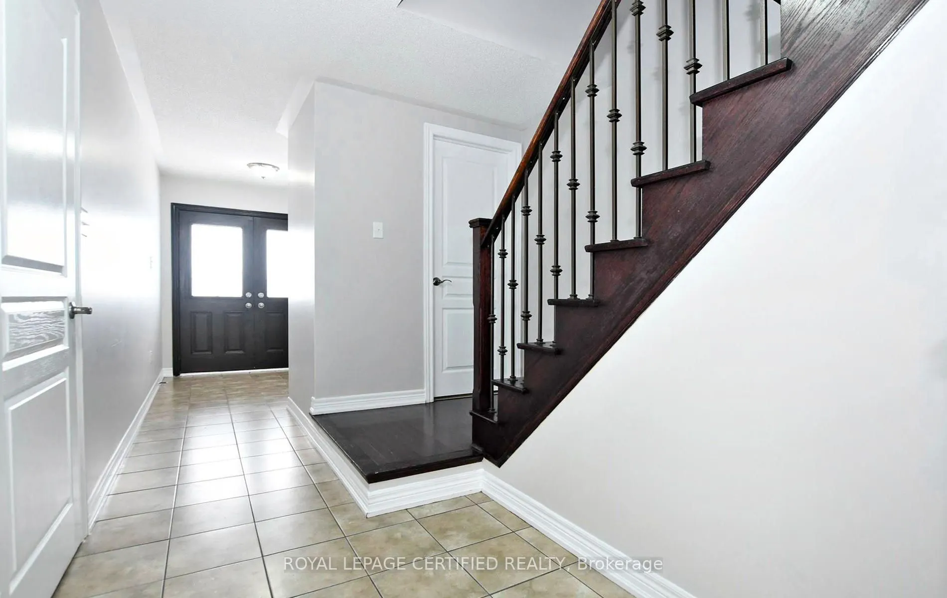 72 Black Maple Crescent, #Main & 2nd Floor