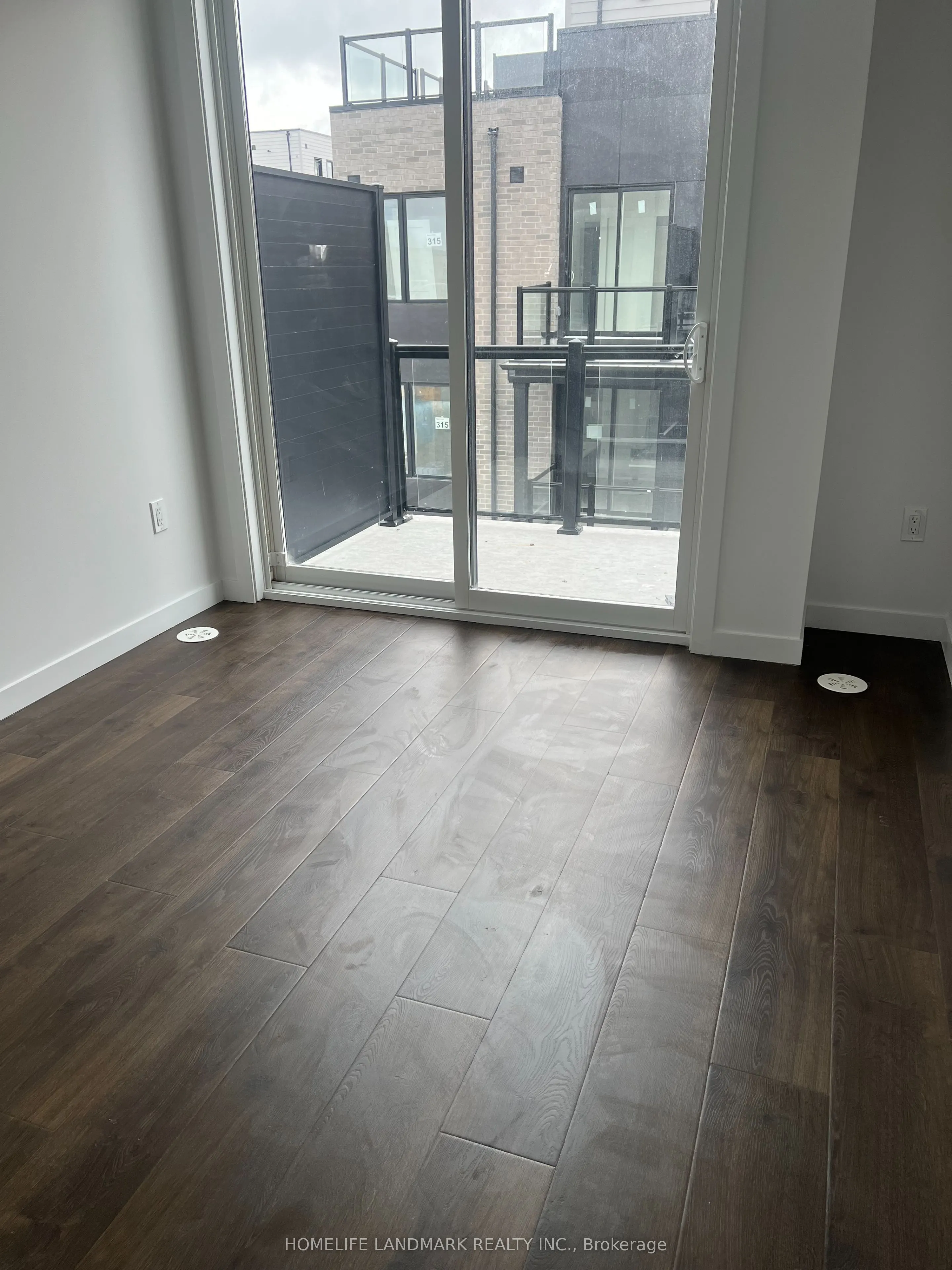 117 Marydale Avenue, #19