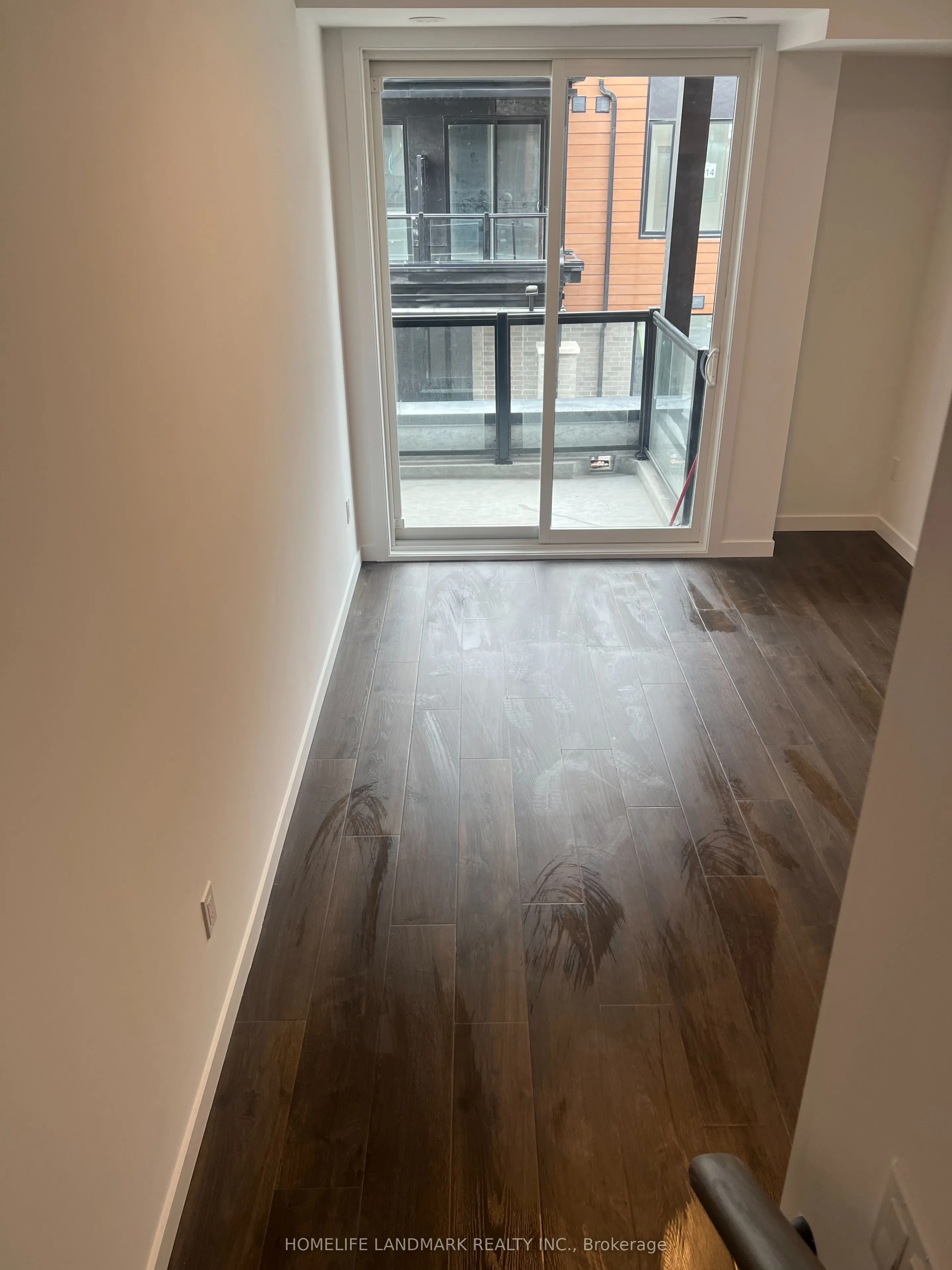 117 Marydale Avenue, #19