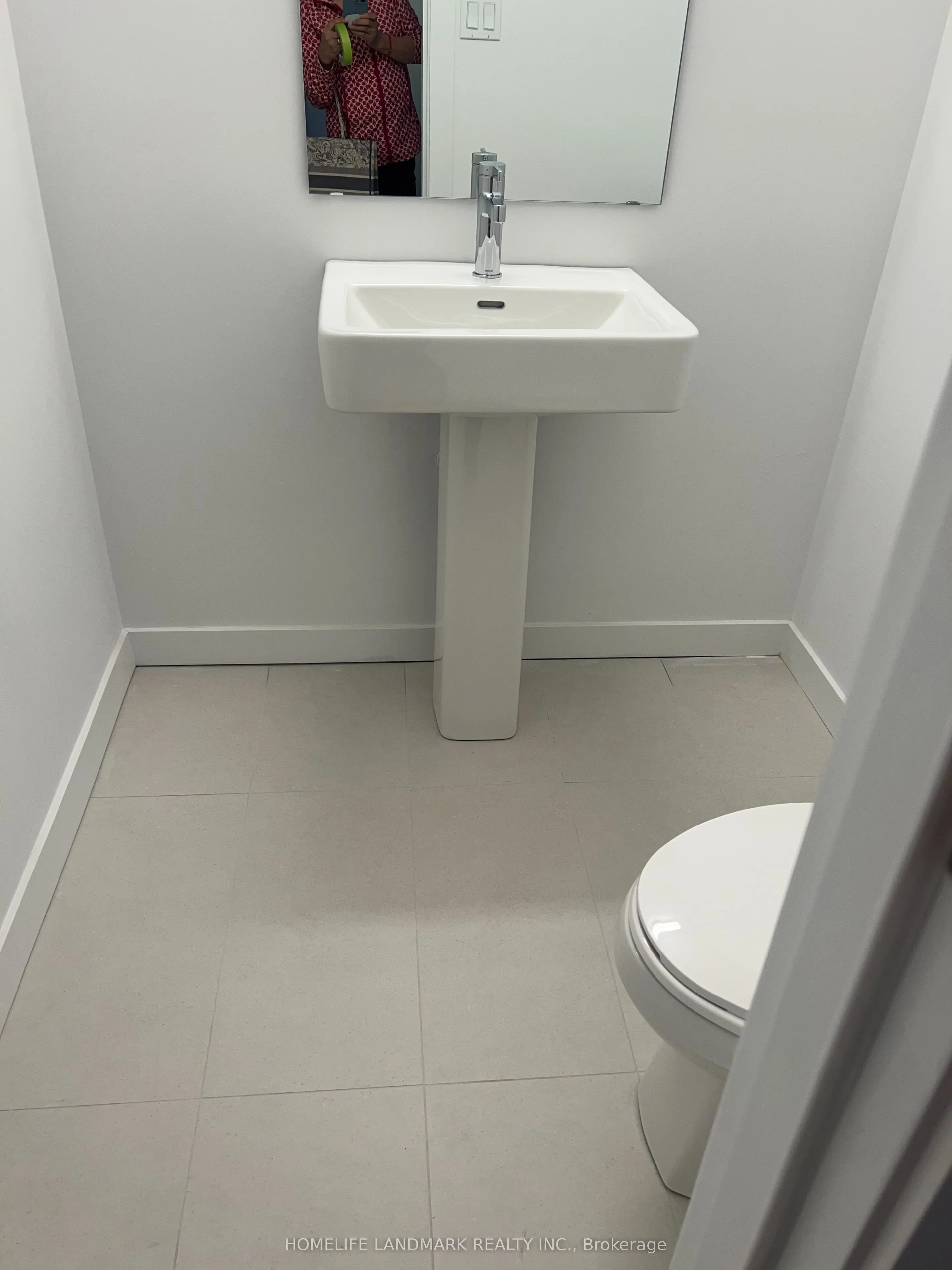 117 Marydale Avenue, #19