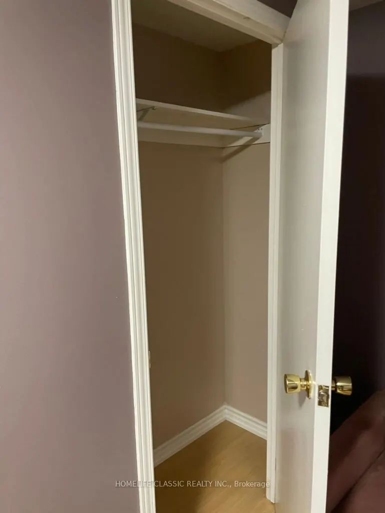 102 Church Street S, #lower