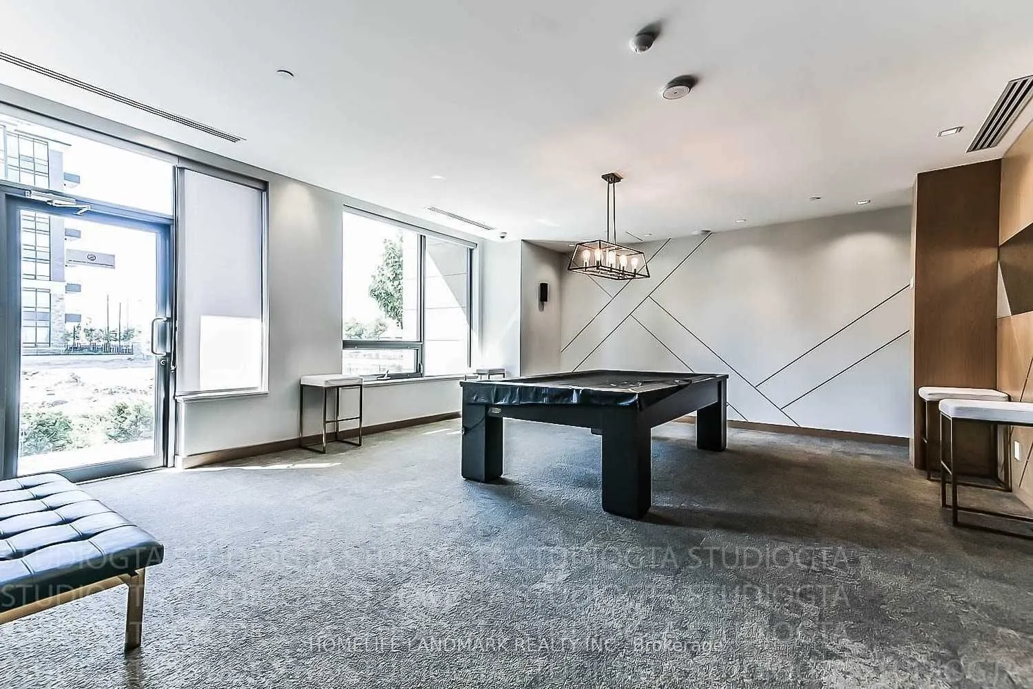 28 Uptown Drive, #726