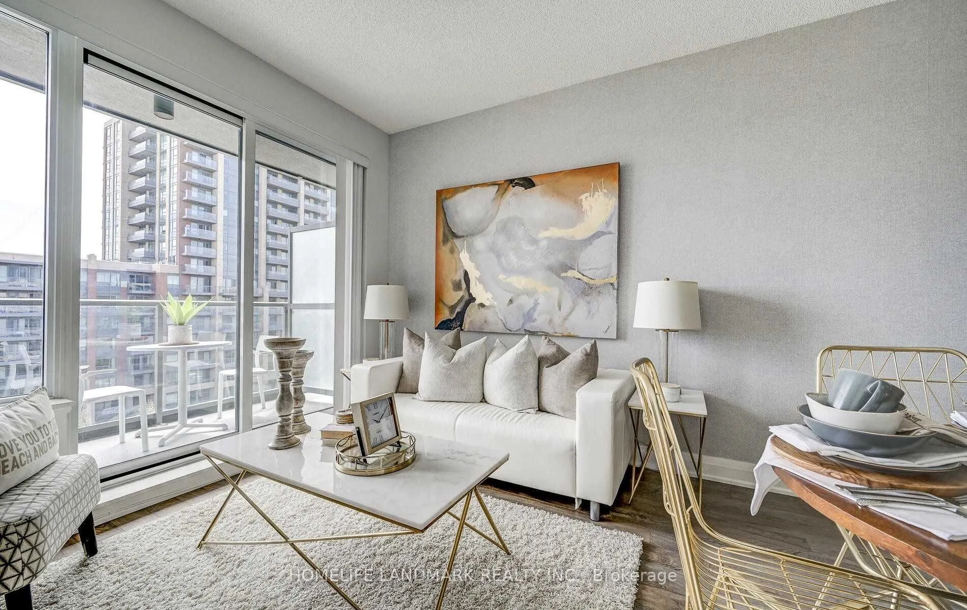 28 Uptown Drive, #726