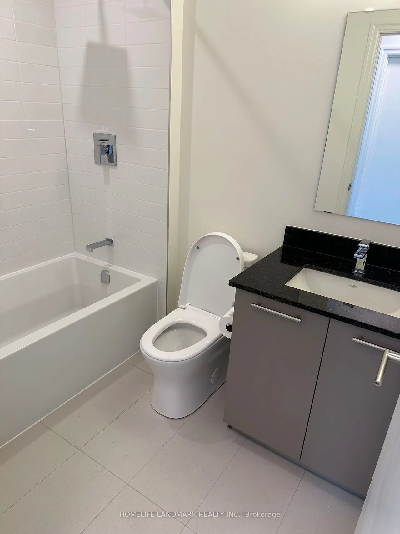 101 Cathedral High Street, #106