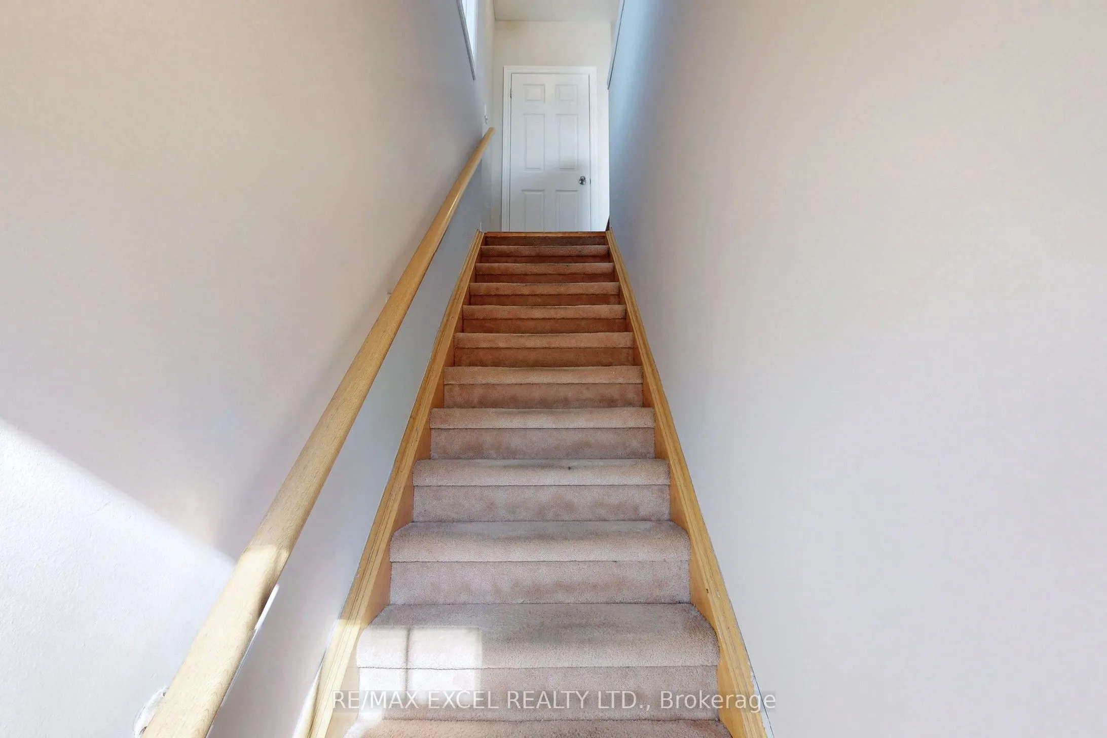 525 Country Glen Road, #Coach