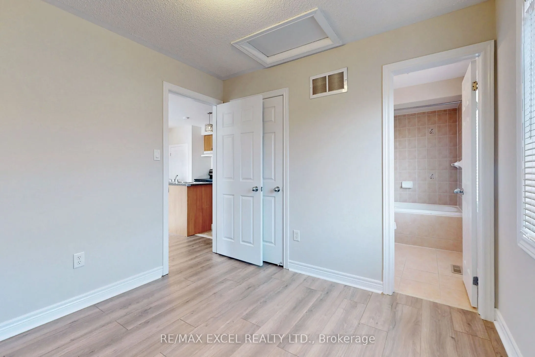 525 Country Glen Road, #Coach