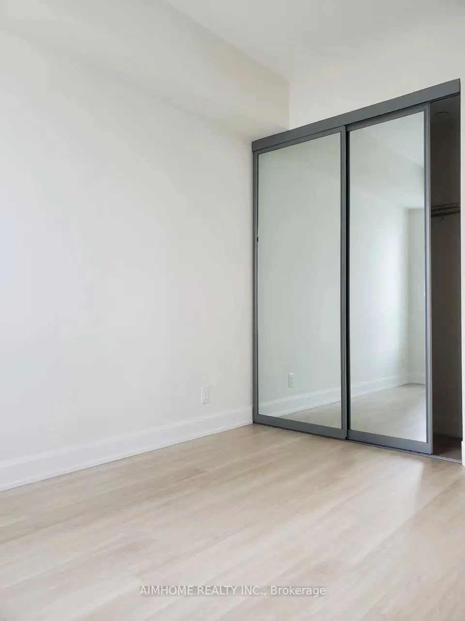 12 Gandhi Lane, #505