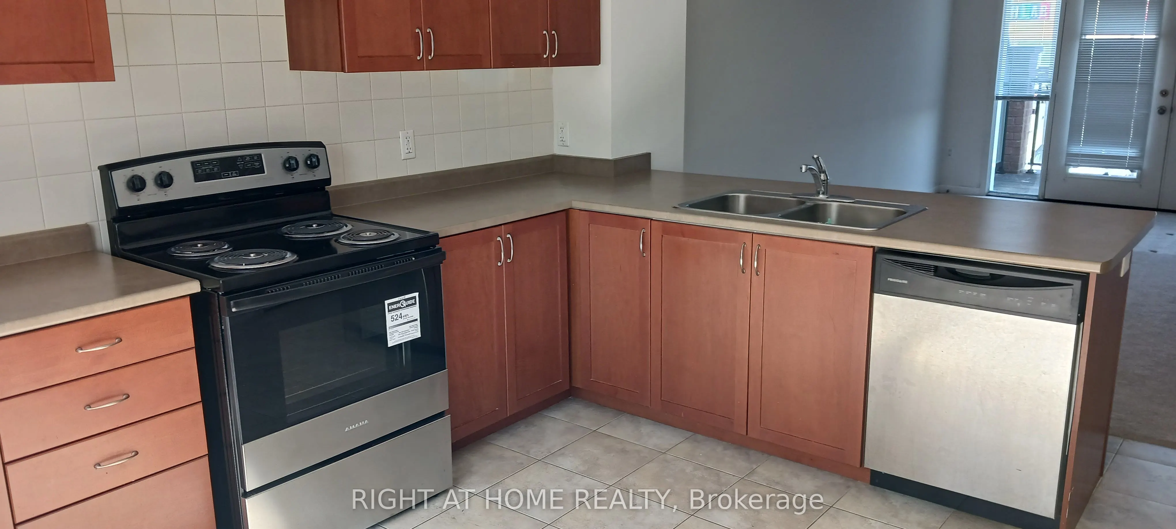 67 Burton Howard Drive N, #18