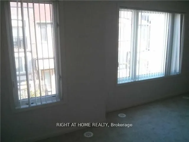 67 Burton Howard Drive N, #18