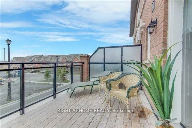 67 Burton Howard Drive N, #18