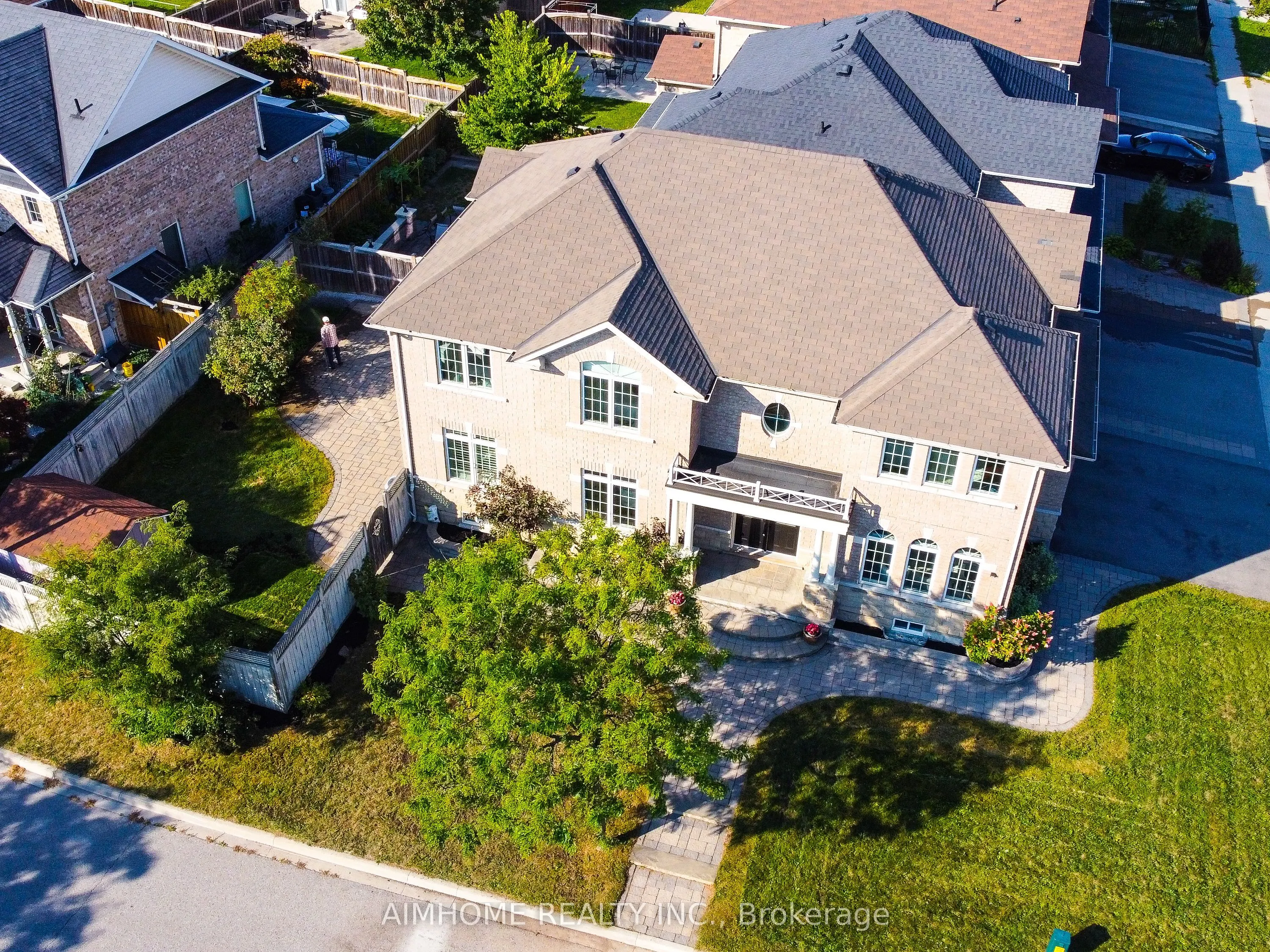 116 Landsdown Crescent