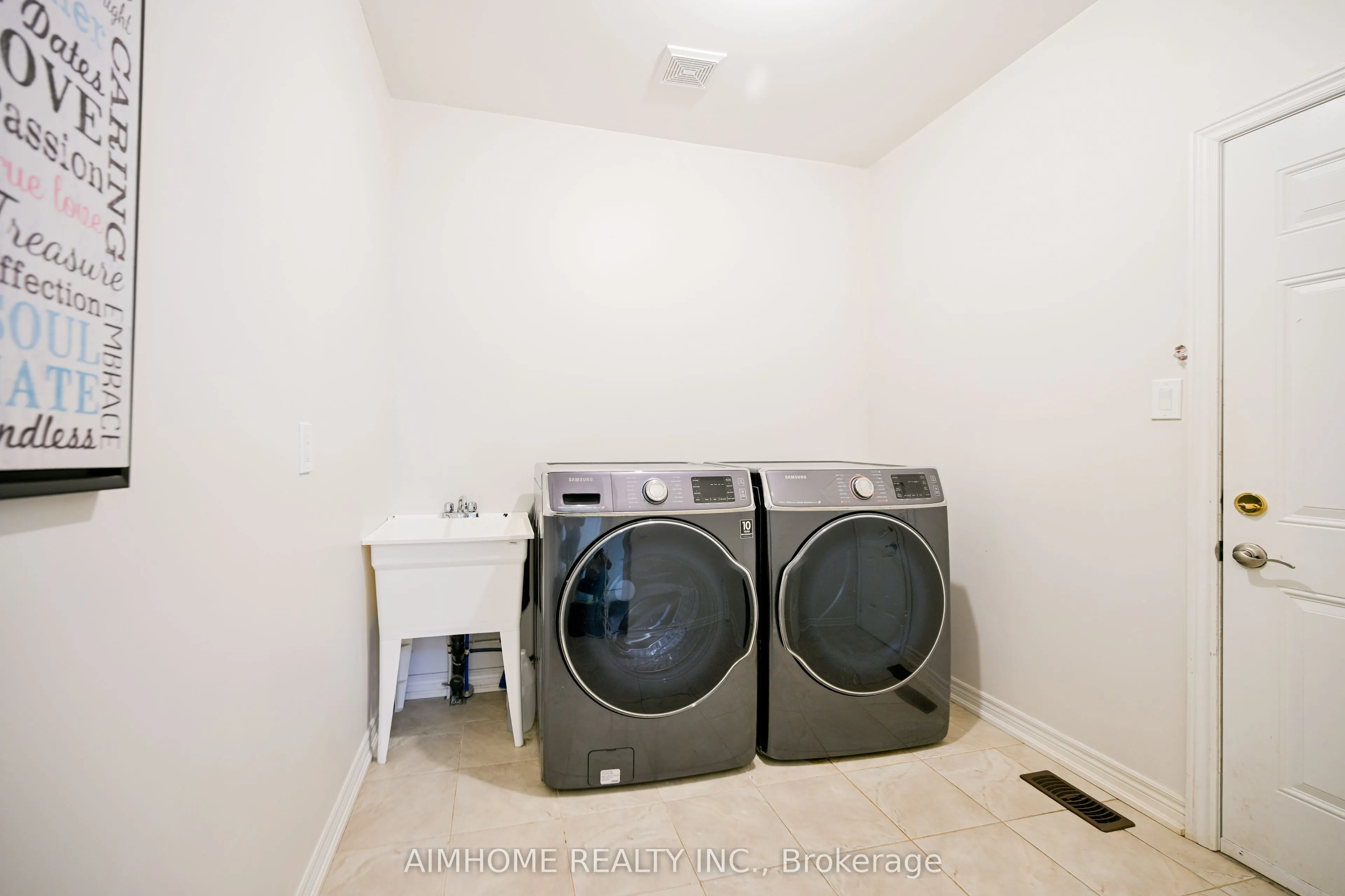 116 Landsdown Crescent