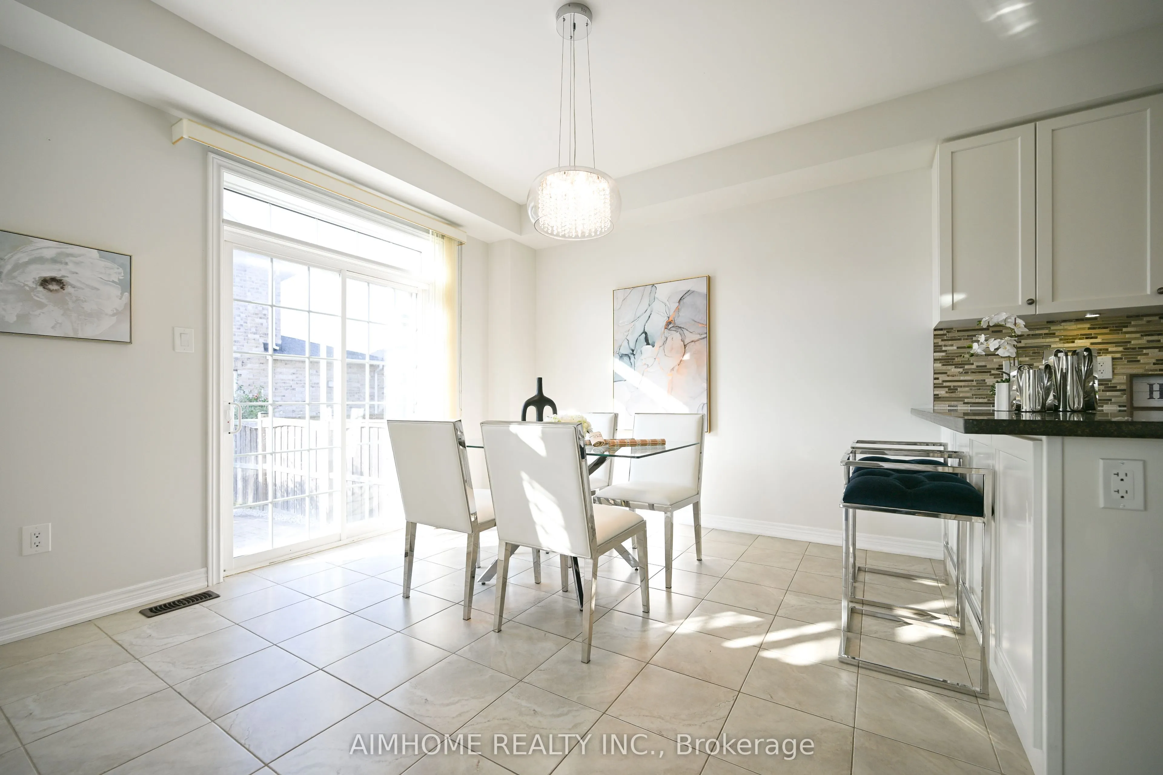 116 Landsdown Crescent